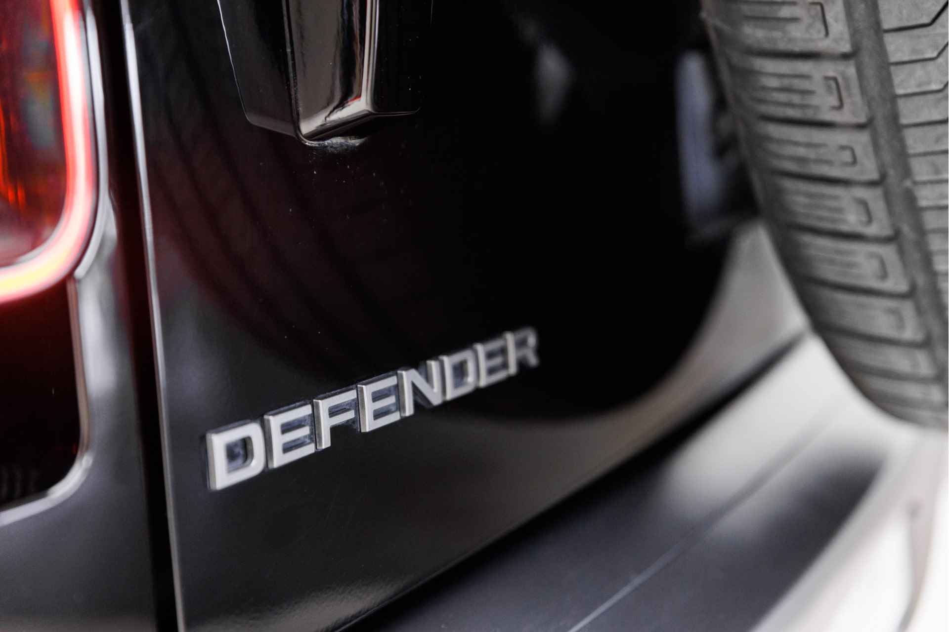 Land Rover Defender 90 P525 V8 Carpathian Edition | Adaptive Cruise Control | Elektrische trekhaak | Koel-/verwarmbare voorstoelen - 29/44