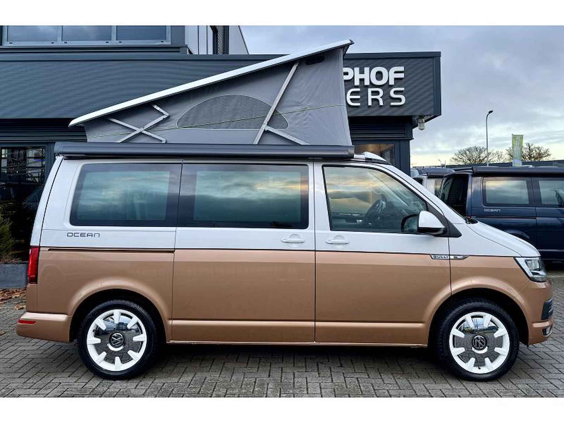 Volkswagen T6 California  Ocean 150 DSG 62.500 km - 10/15