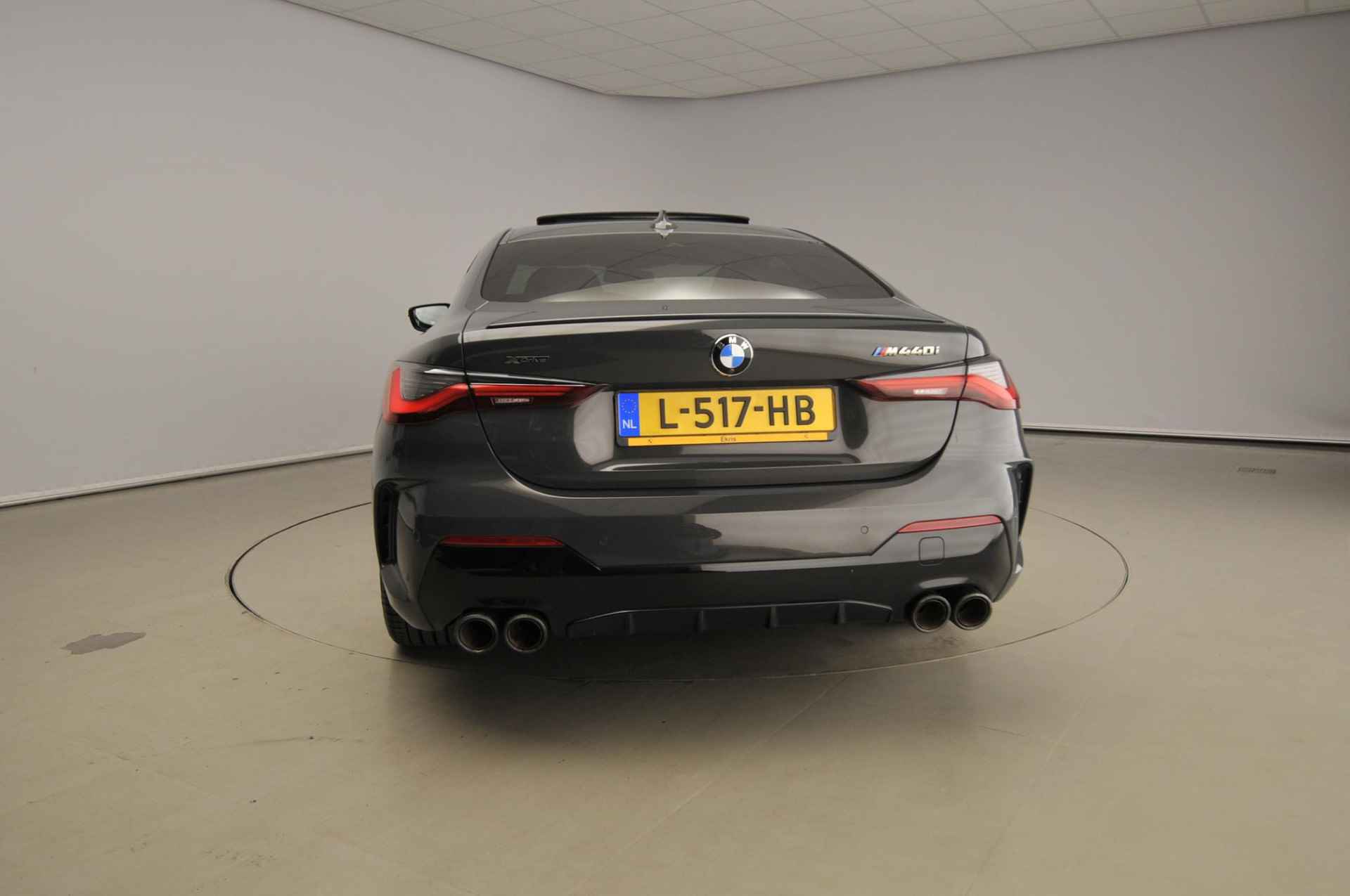 BMW 4 Serie Coupe M440i xDrive | M-Sportpakket | Laserlicht | Leder | HUD | Schuifdak | Elektr. zetels | Keyles go | DAB | Harman-kardon sound | Alu 19 inch - 4/42