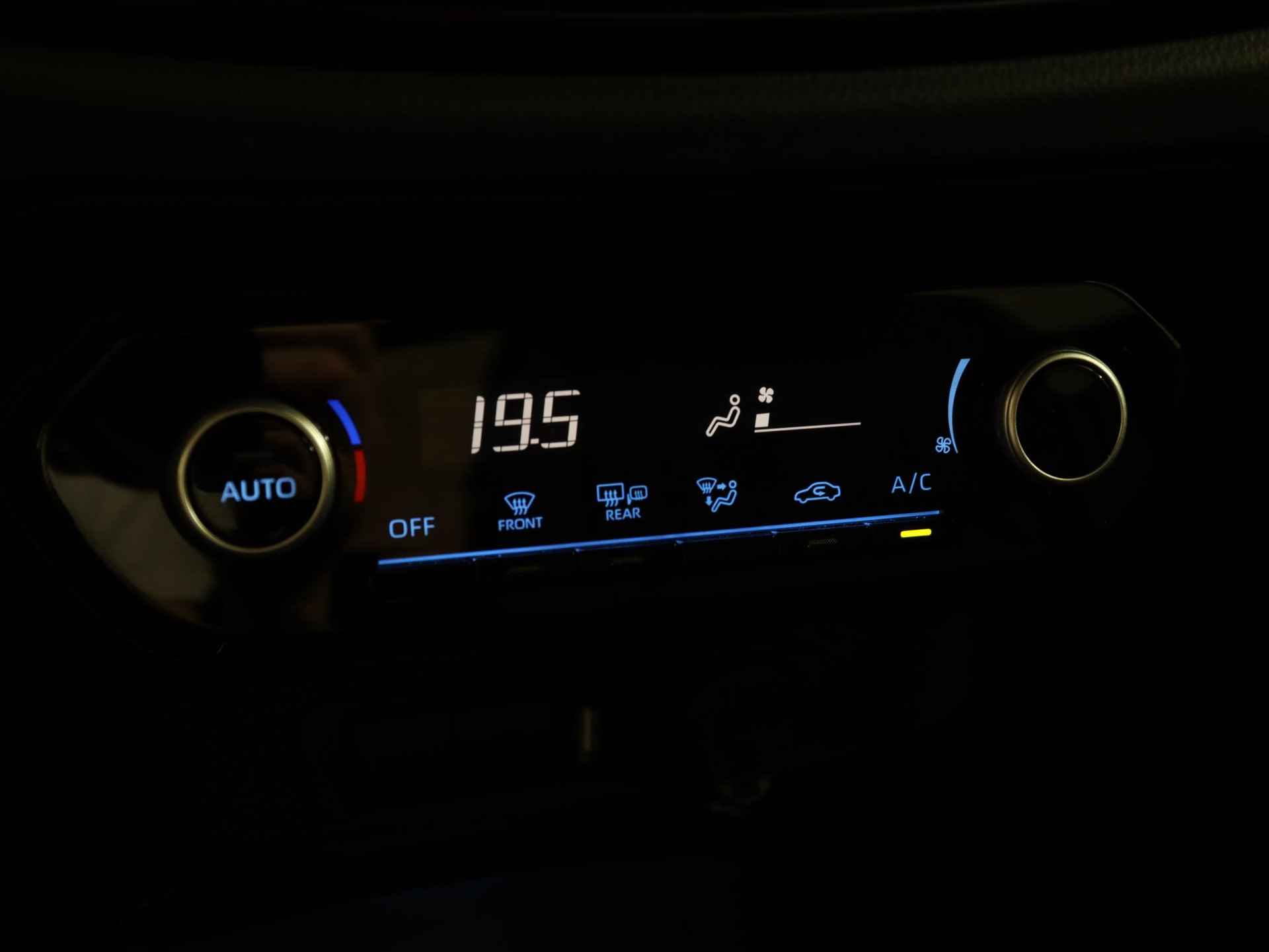 Toyota Aygo X 1.0 VVT-i MT envy, JBL, Apple carplay, Android auto !! - 24/31