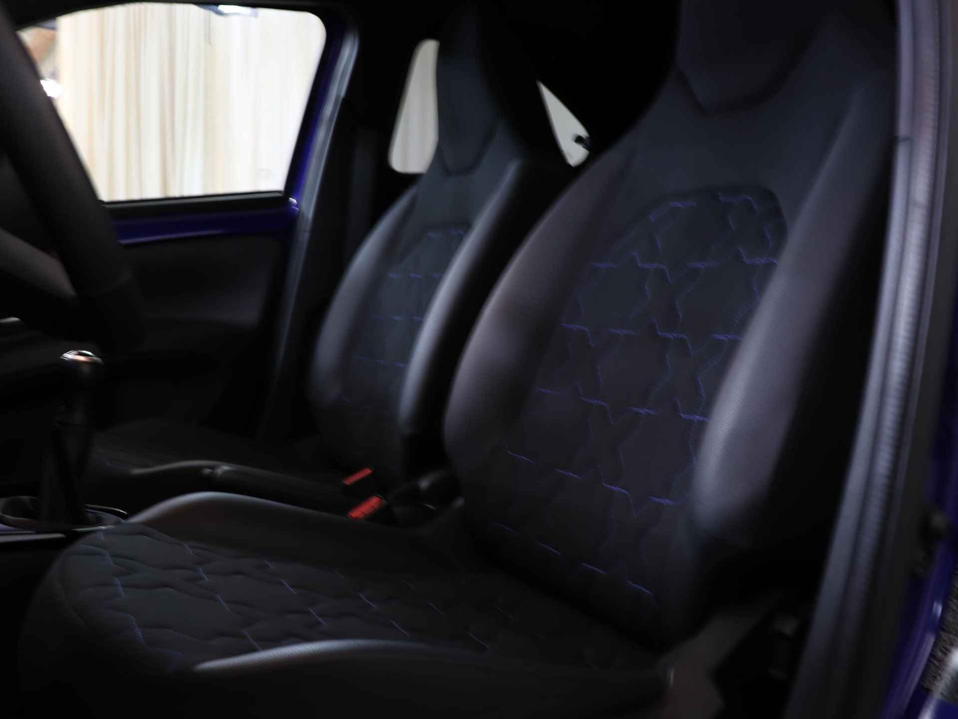 Toyota Aygo X 1.0 VVT-i MT envy, JBL, Apple carplay, Android auto !! - 15/31