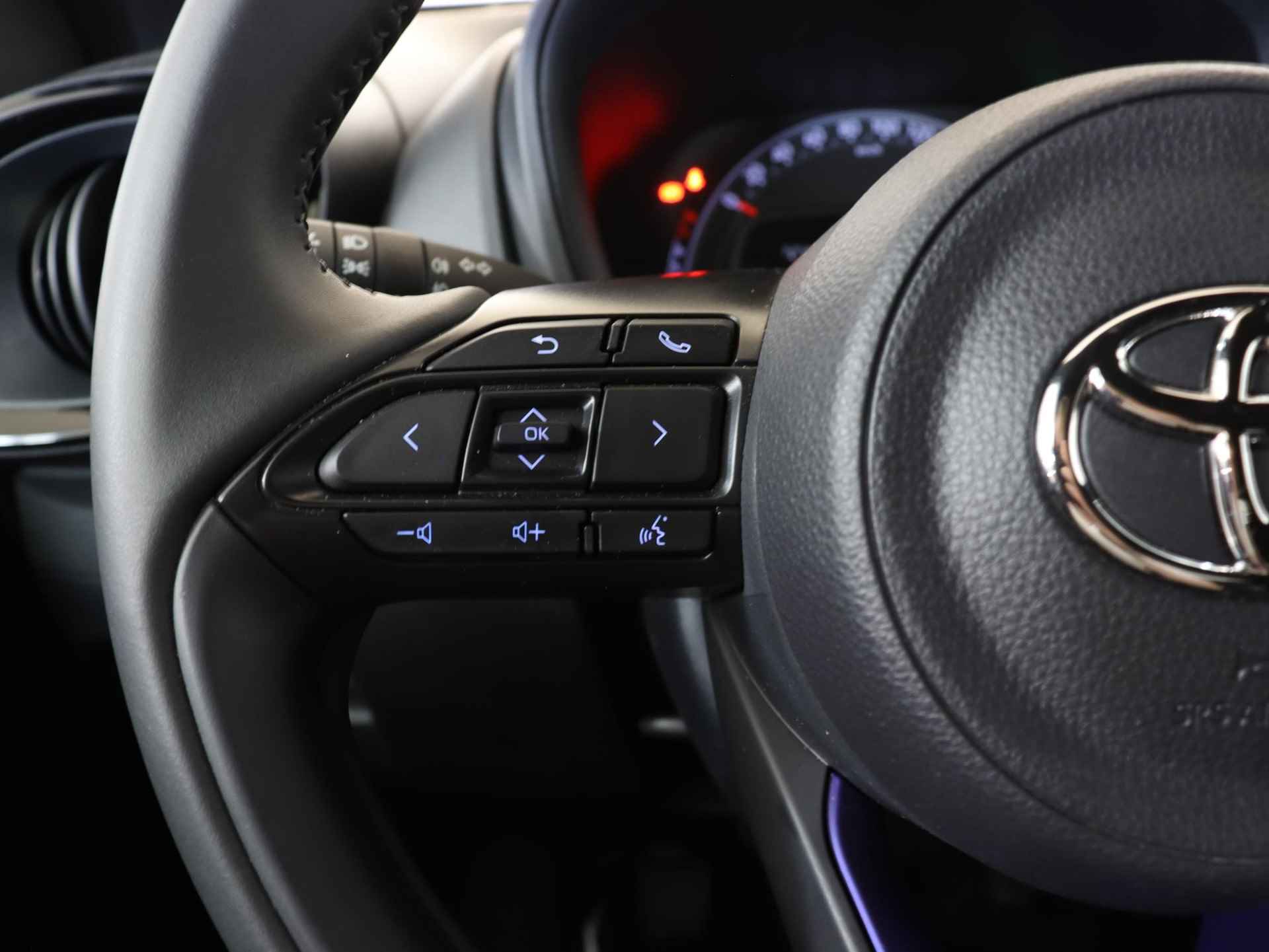 Toyota Aygo X 1.0 VVT-i MT envy, JBL, Apple carplay, Android auto !! - 18/31