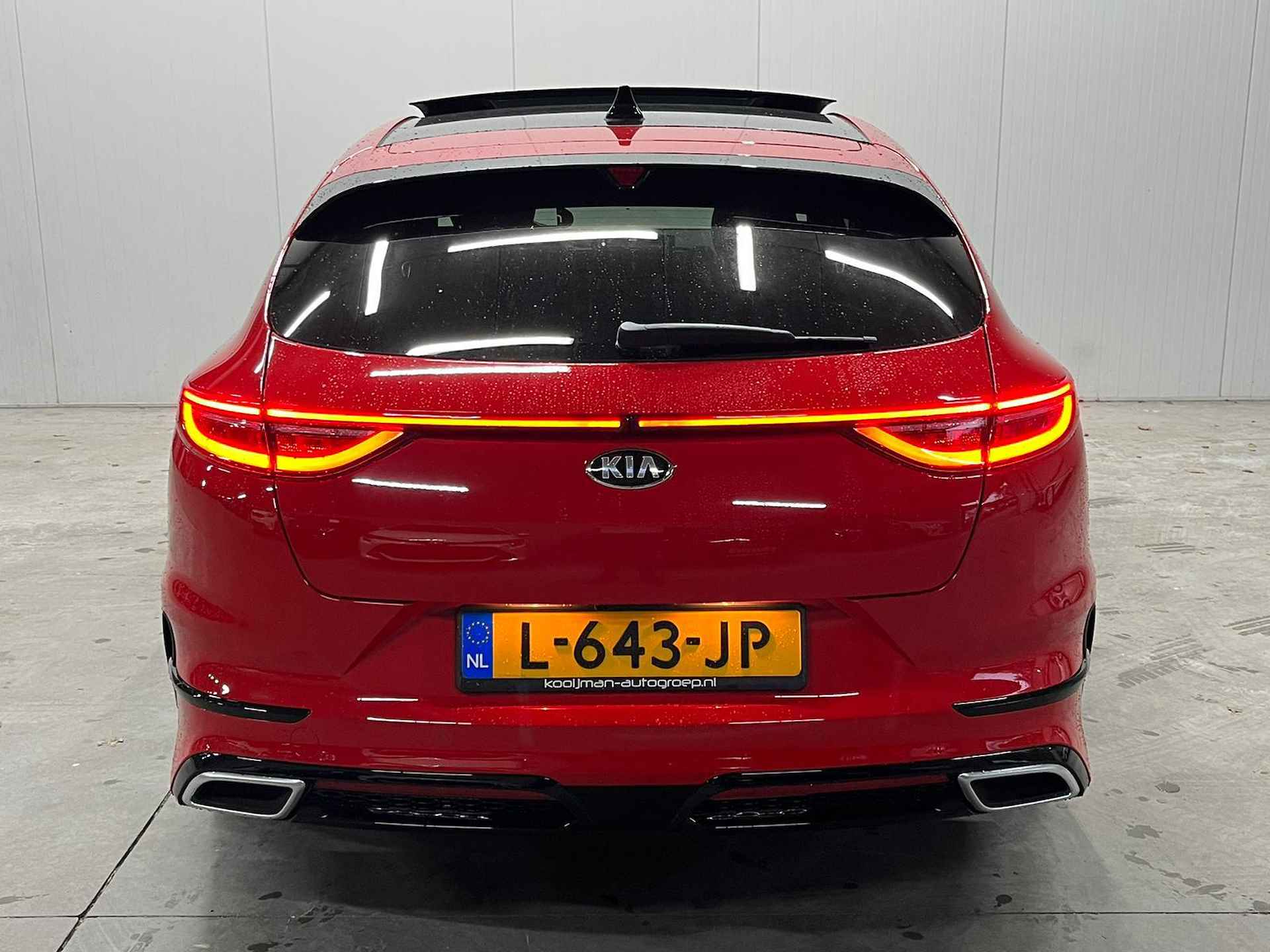 Kia ProCeed 1.4 T-GDI GT-PlusLine | Schuif/Kanteldak | Stoel/Stuurverwarming | JBL | Sportstoelen | LM Velgen | Elektrische Stoelen | Enz... - 4/39