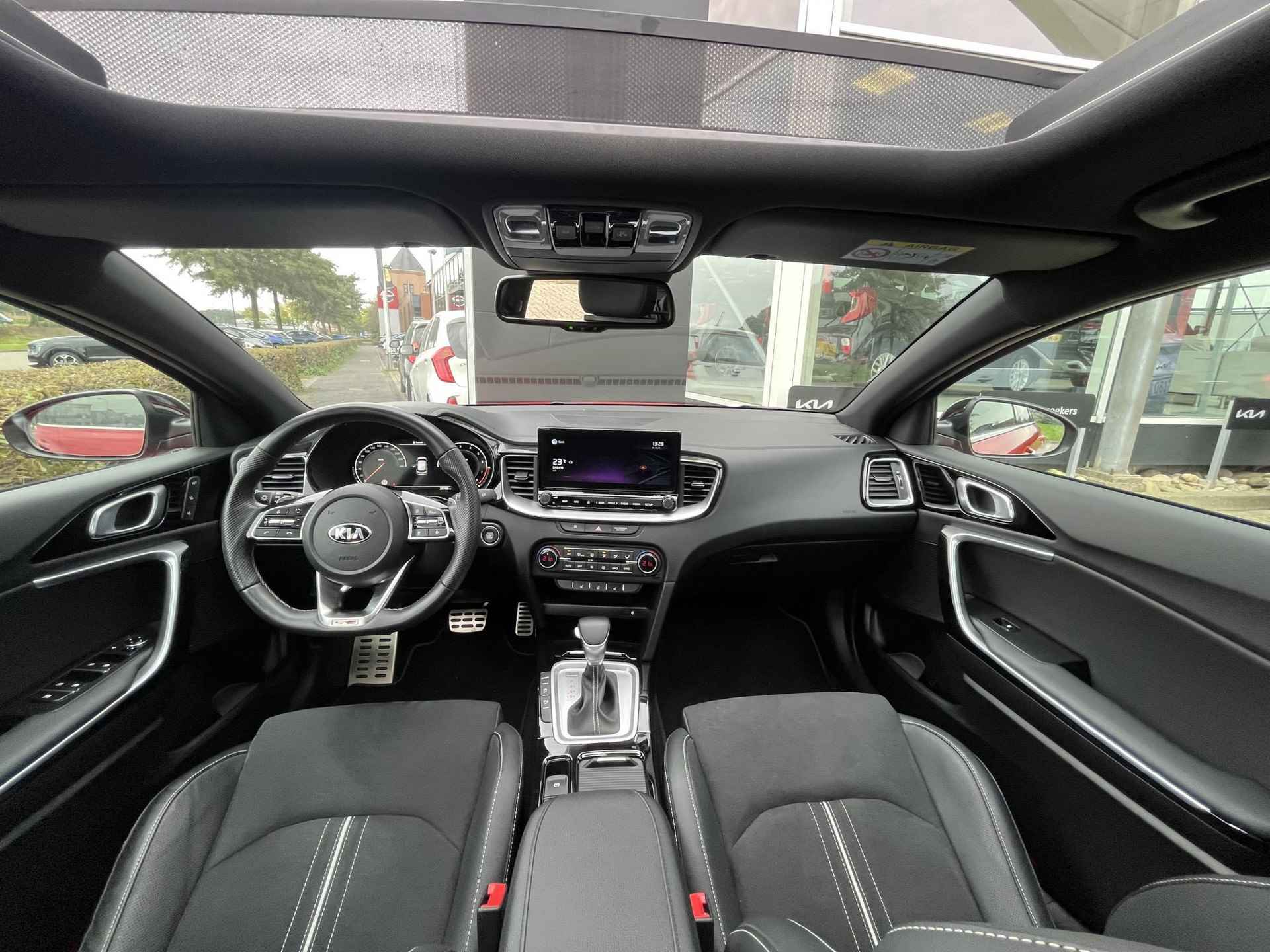 Kia ProCeed 1.4 T-GDI GT-PlusLine | Schuif/Kanteldak | Stoel/Stuurverwarming | JBL | Sportstoelen | LM Velgen | Elektrische Stoelen | Enz... - 8/39