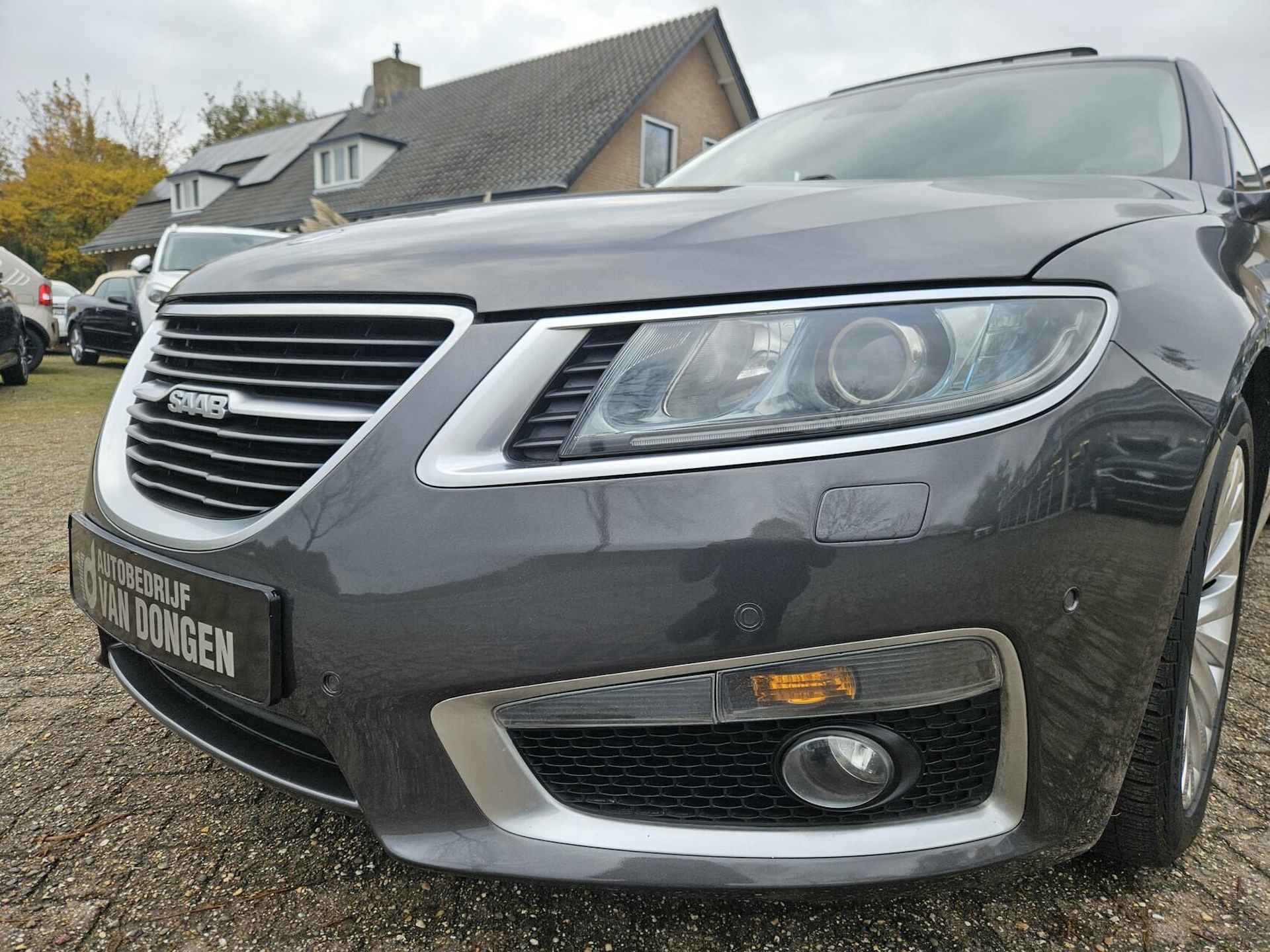 Saab 9-5 2.0T Aero Automaat | Panorama / 2011 / 220 PK / 1é Eigenaar - 13/35