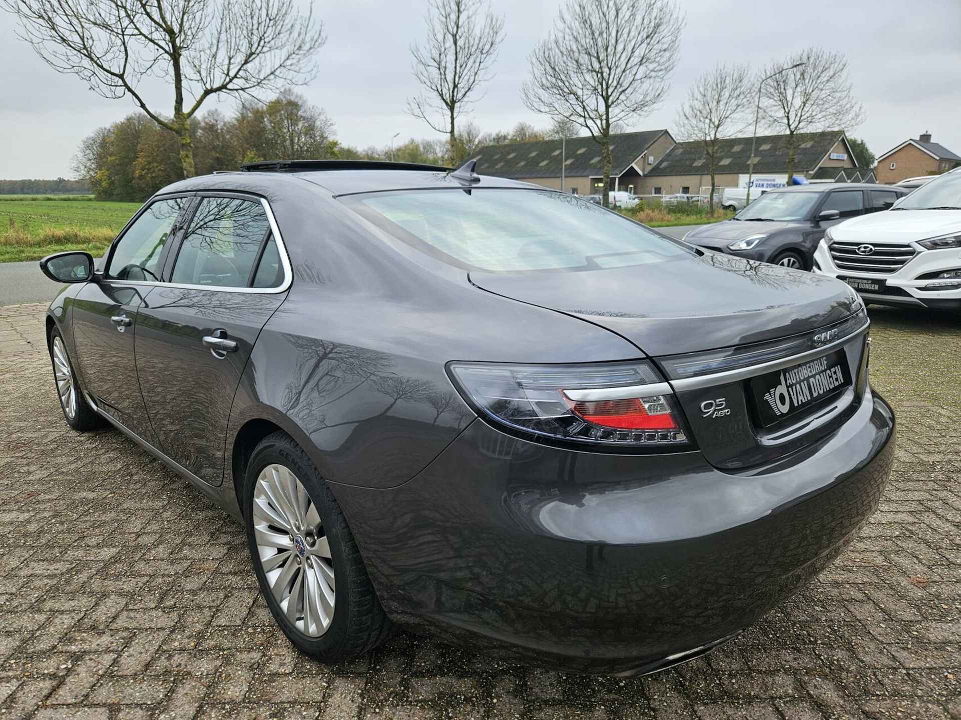 Saab 9-5 2.0T Aero Automaat | Panorama / 2011 / 220 PK / 1é Eigenaar - 16/35