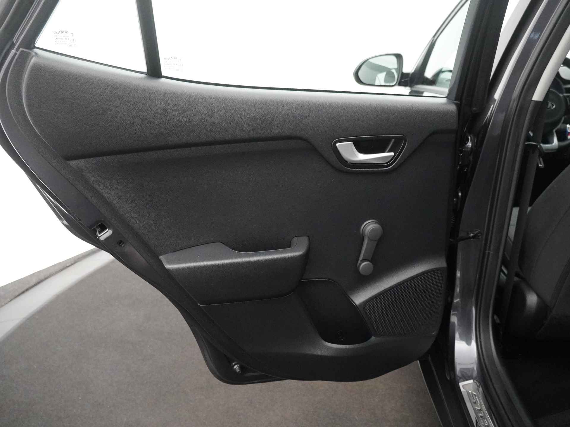 Kia Stonic 1.0 T-GDi DynamicLine - Airco - Apple/Android Carplay - Navigatie - Cruise Control - Fabrieksgarantie Tot 2025 - 31/44