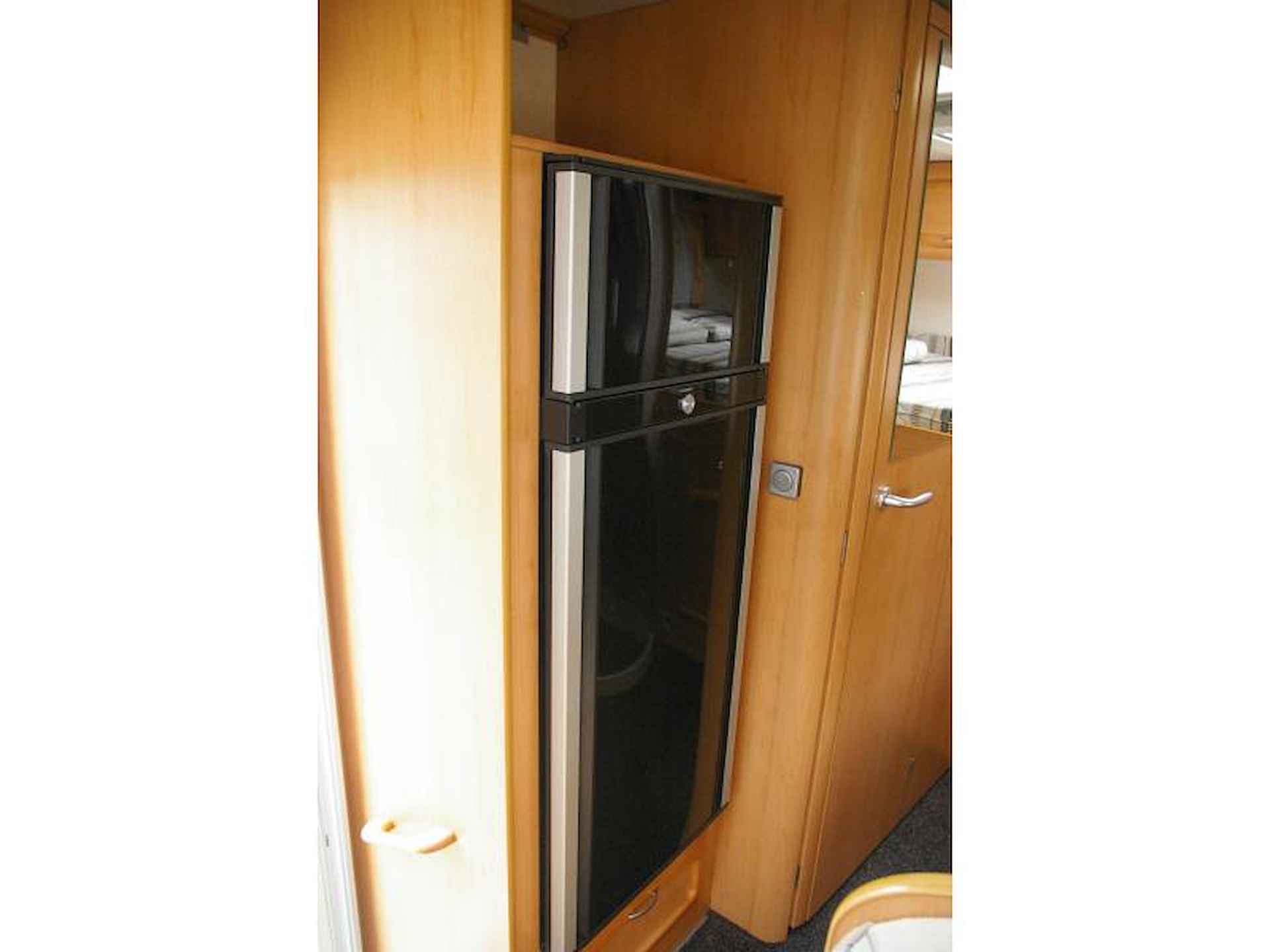 Frankia Comfort Class 6800 Dwarsbed, XXL Garage - 15/19