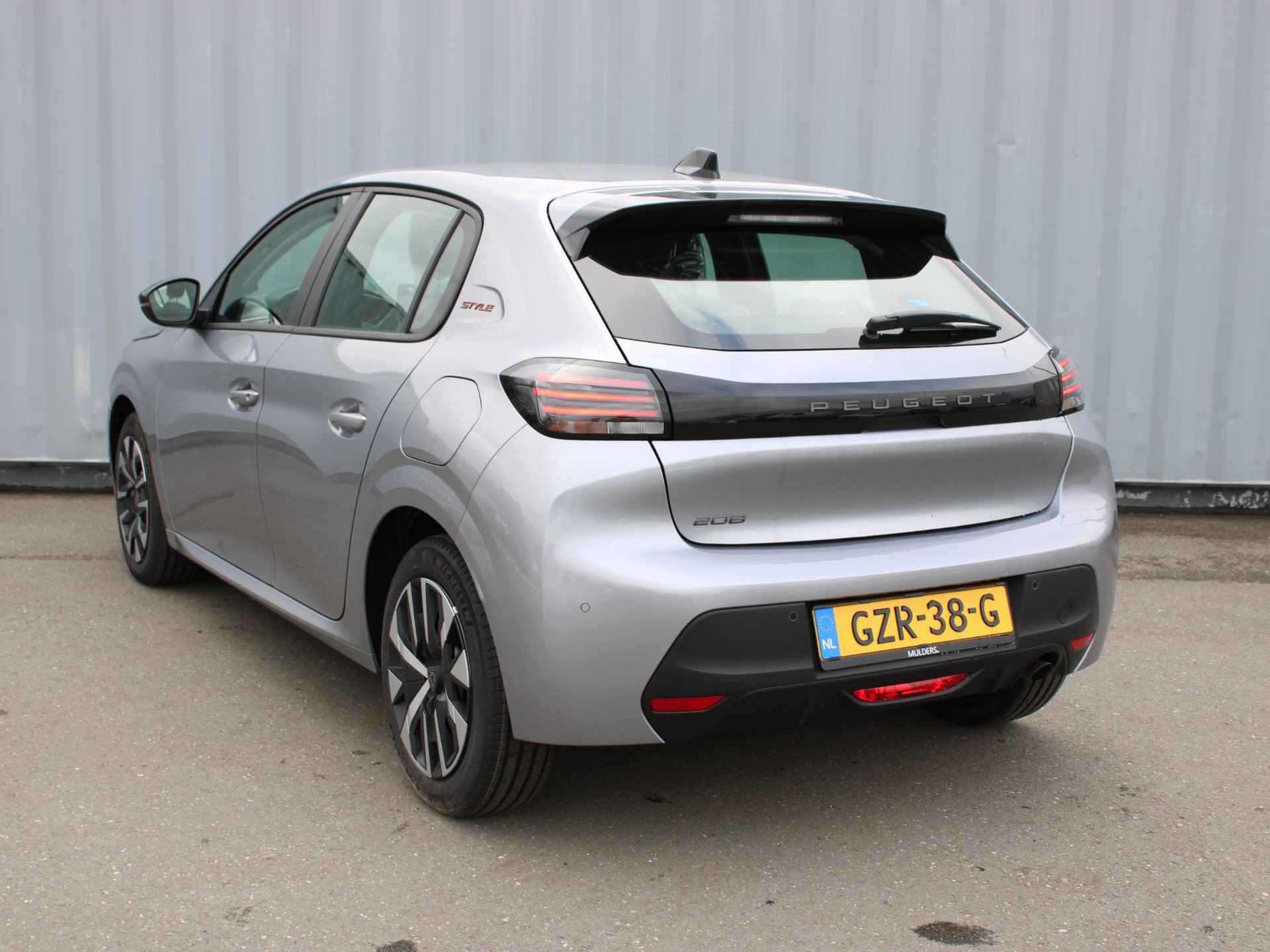 Peugeot 208 1.2 PureTech 75 Style I-Connect Advanced Navigatie - 5/25