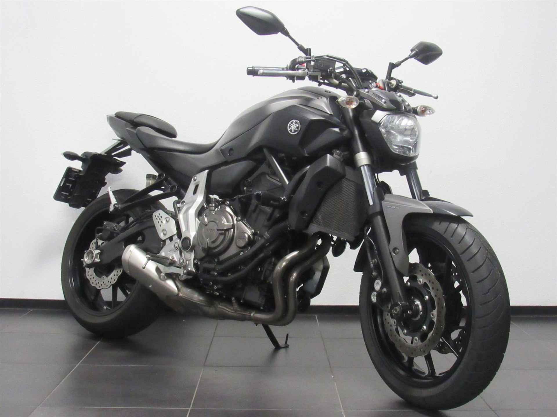 YAMAHA MT-07 ABS - 2015 - 2/14