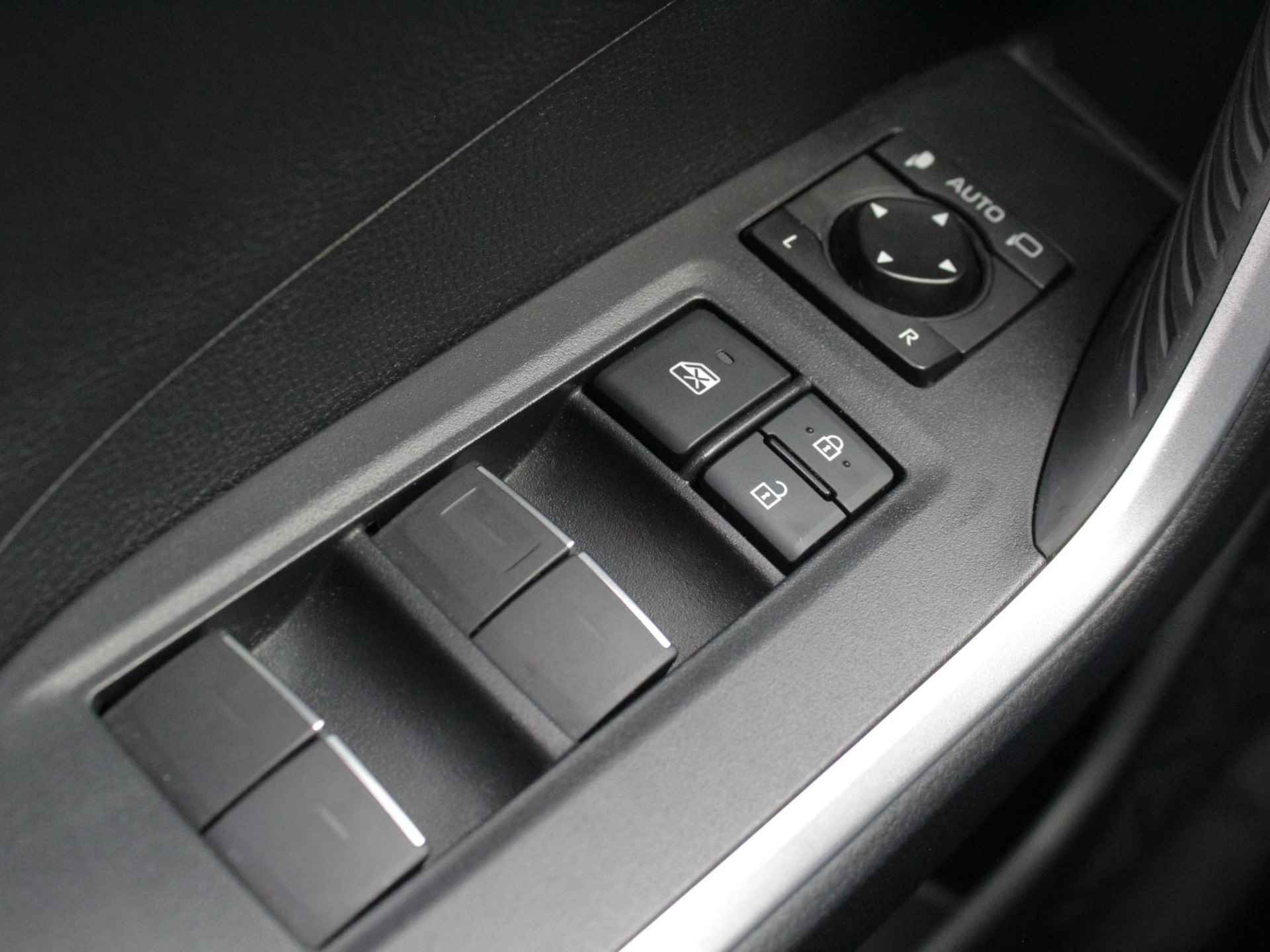 Toyota RAV4 2.5 Plug-in Hybrid Style Automaat | Adap. Cruise | Clima | Camera | Lm-Velgen - 32/35