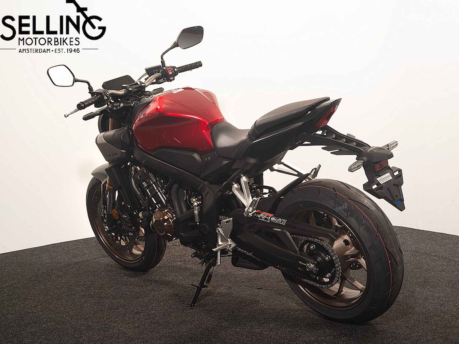 Honda CB 650 R R381 Candy Chromosphere Red - 3/7