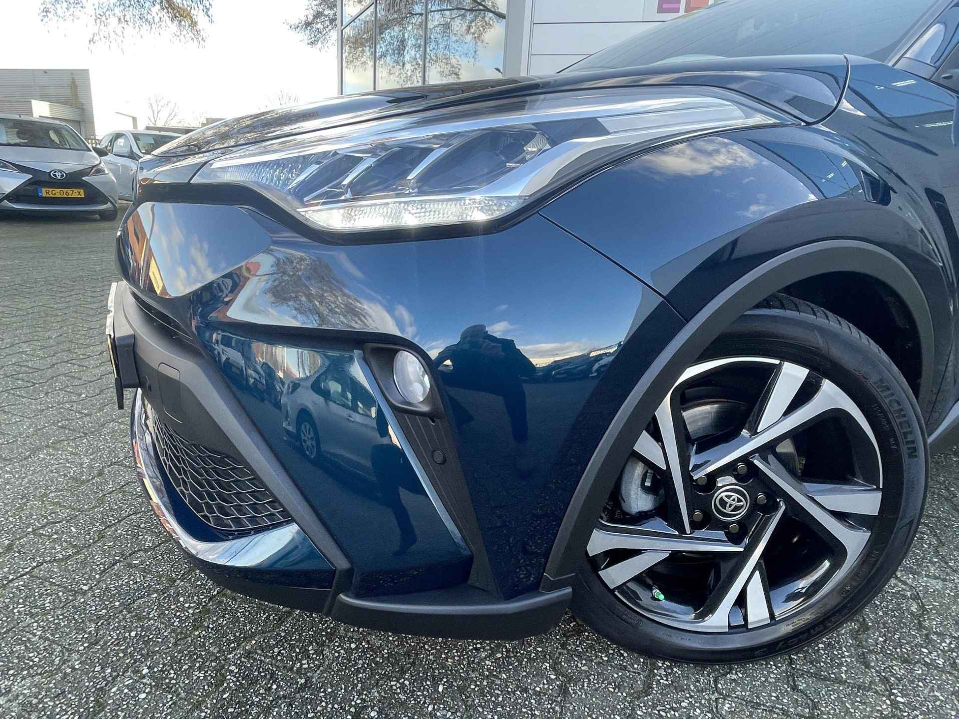 Toyota C-HR 1.8 Hybrid Dynamic - 29/30