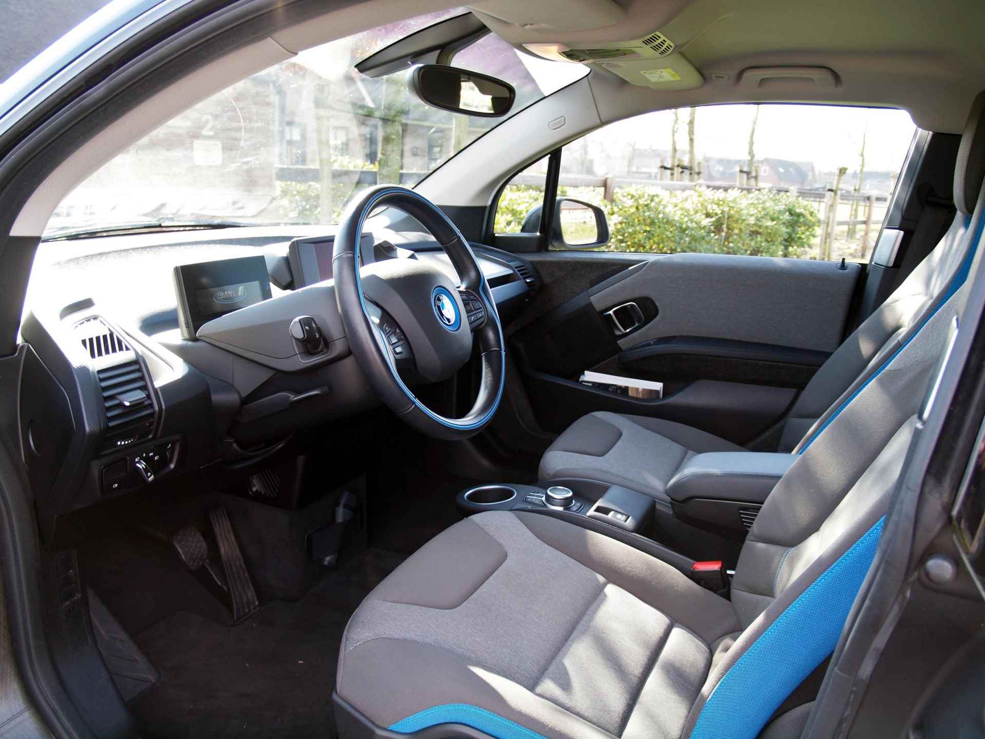 BMW i3 S 120Ah 42 kWh | Bluetooth | Cruise Control | Navi | - 3/29
