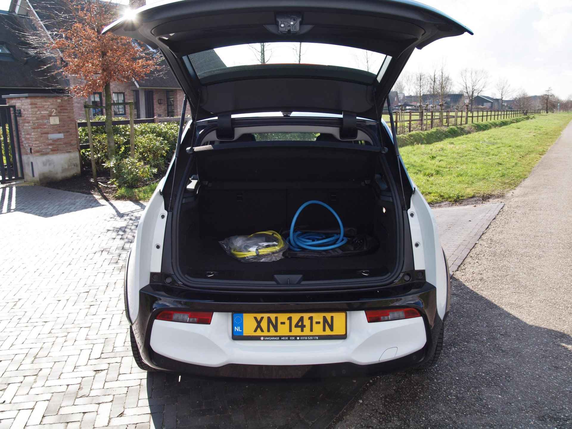 BMW i3 S 120Ah 42 kWh | Bluetooth | Cruise Control | Navi | - 25/29