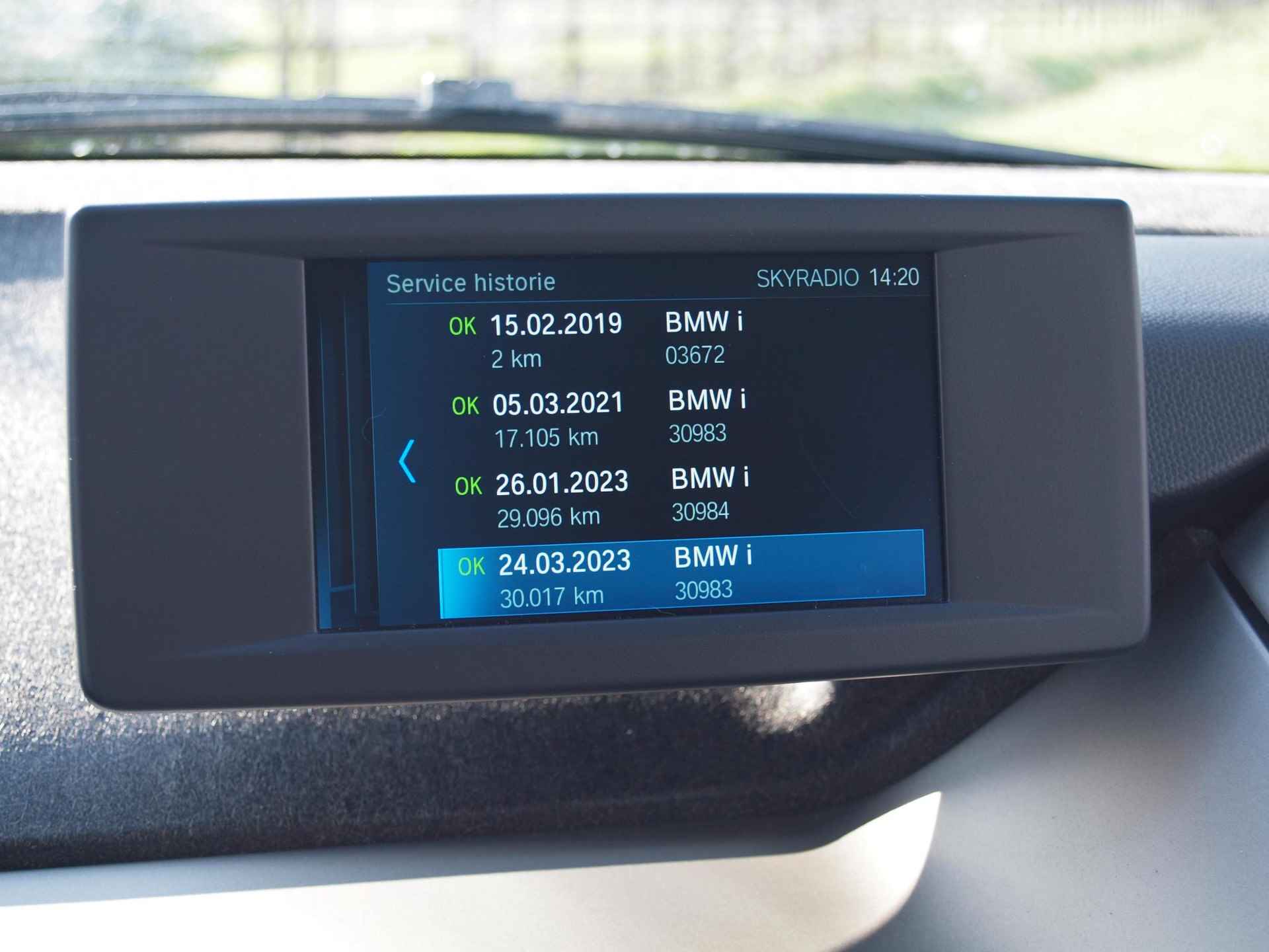 BMW i3 S 120Ah 42 kWh | Bluetooth | Cruise Control | Navi | - 28/29