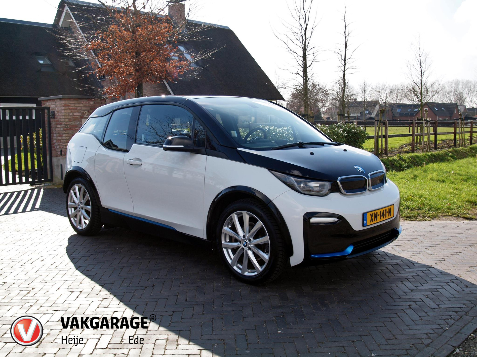 BMW i3 S 120Ah 42 kWh | Bluetooth | Cruise Control | Navi | bij viaBOVAG.nl