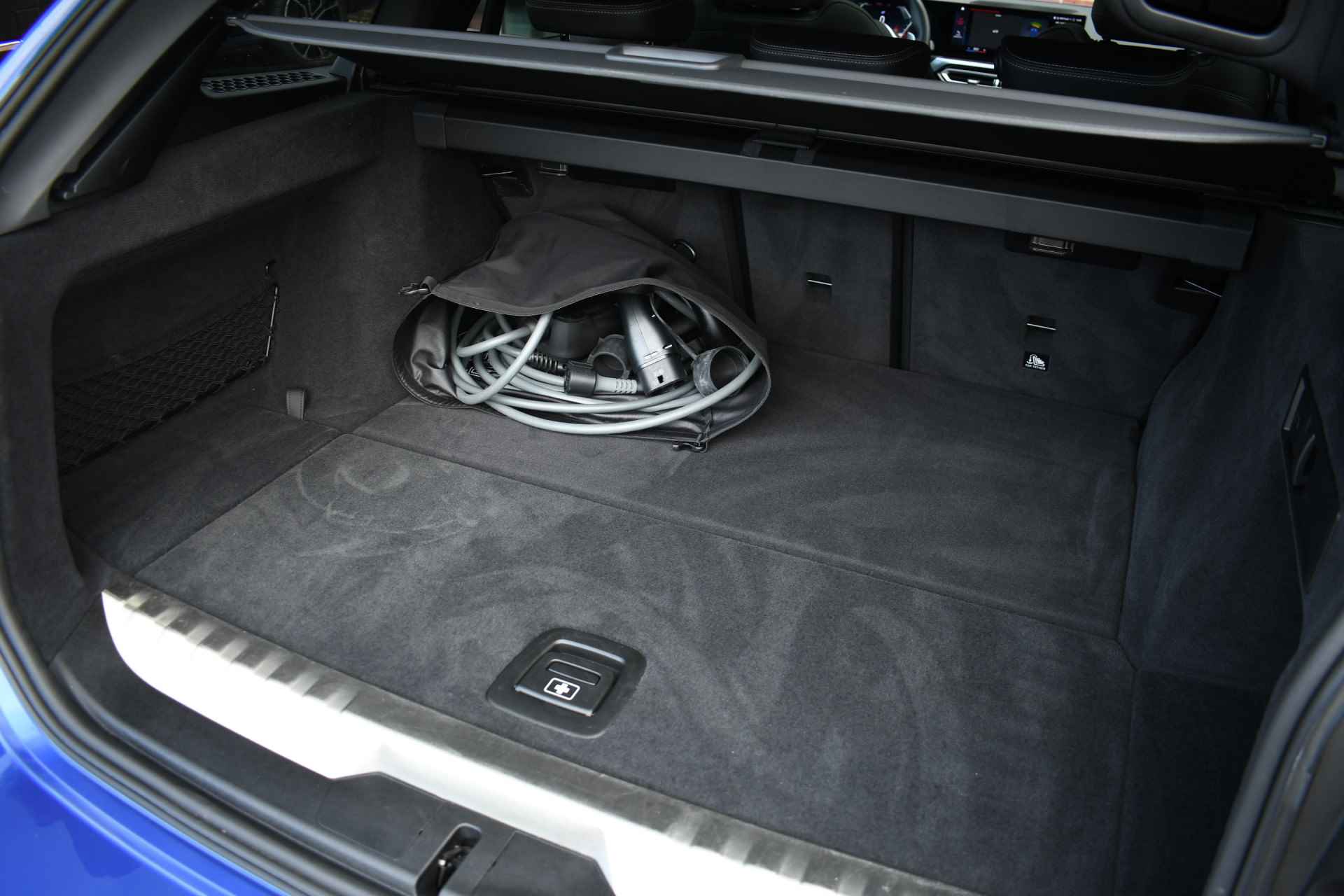 BMW 3 Serie Touring 330e M-Sport Pano ACC HUD El-zetels Adp-onderstel Adp-LED - 29/80