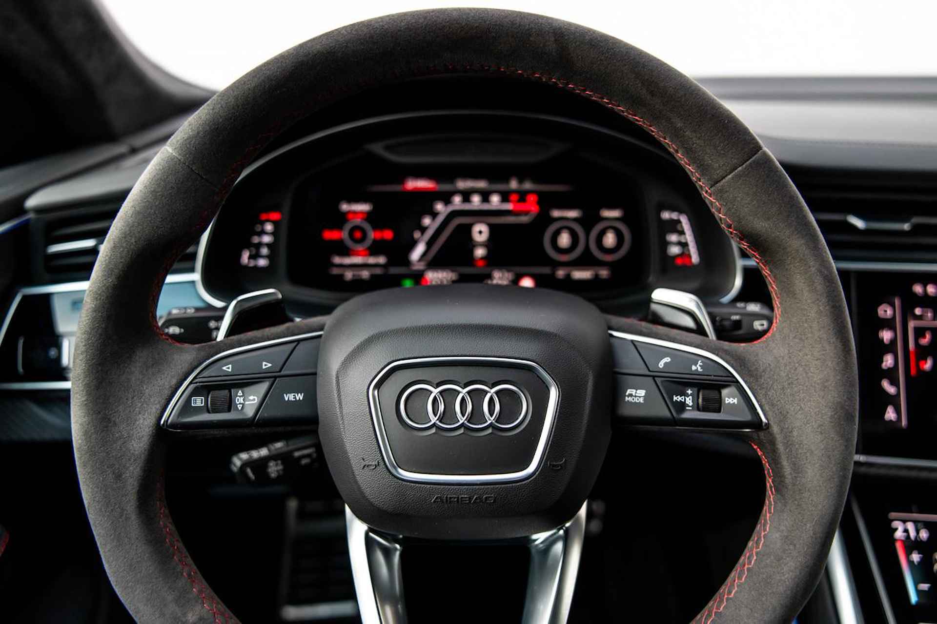 Audi RS Q8 4.0 TFSI 600pk Quattro | Keramisch | Panoramadak | Standkachel - 23/61
