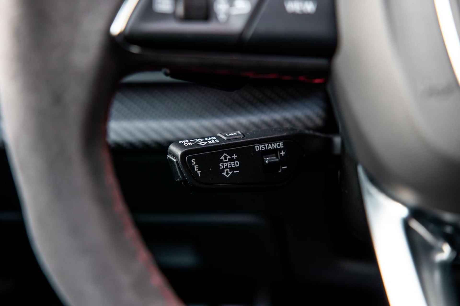 Audi RS Q8 4.0 TFSI 600pk Quattro | Keramisch | Panoramadak | Standkachel - 25/61