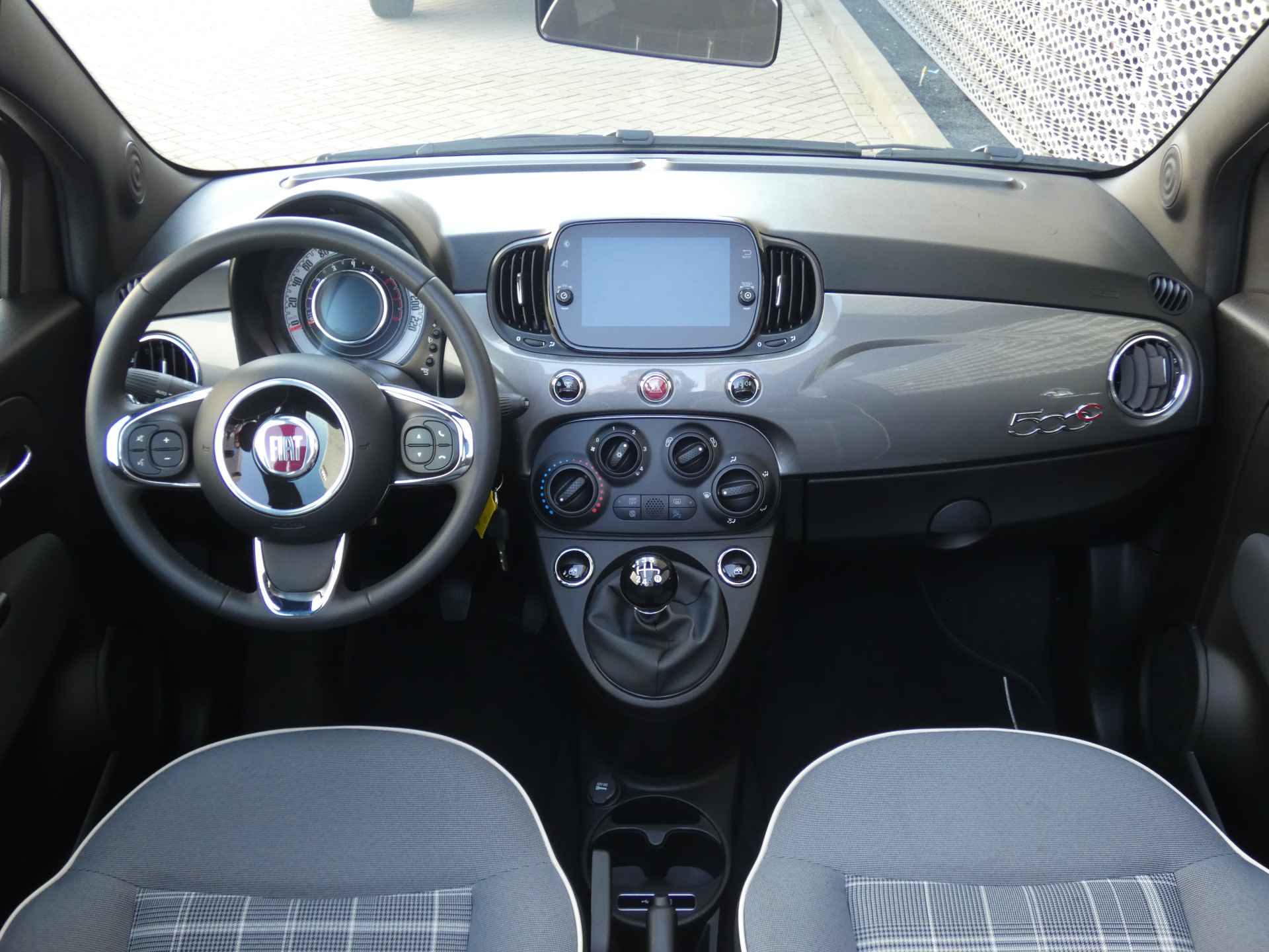 Fiat 500C 1.2 70PK Lounge Cabrio | Parkeerhulp | Cruise Control - 9/32