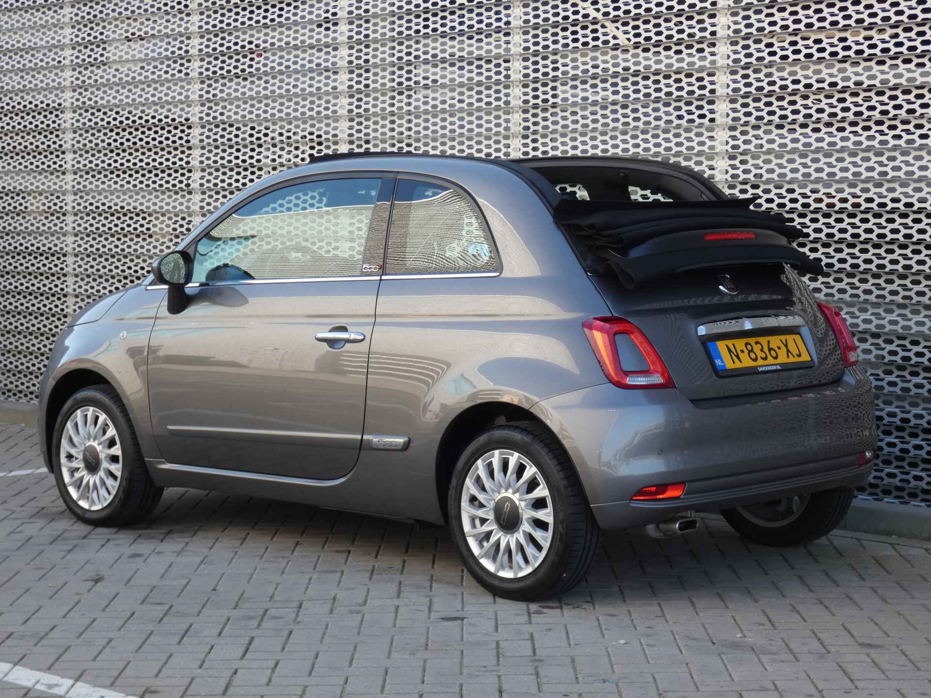 Fiat 500C 1.2 70PK Lounge Cabrio | Parkeerhulp | Cruise Control - 12/32