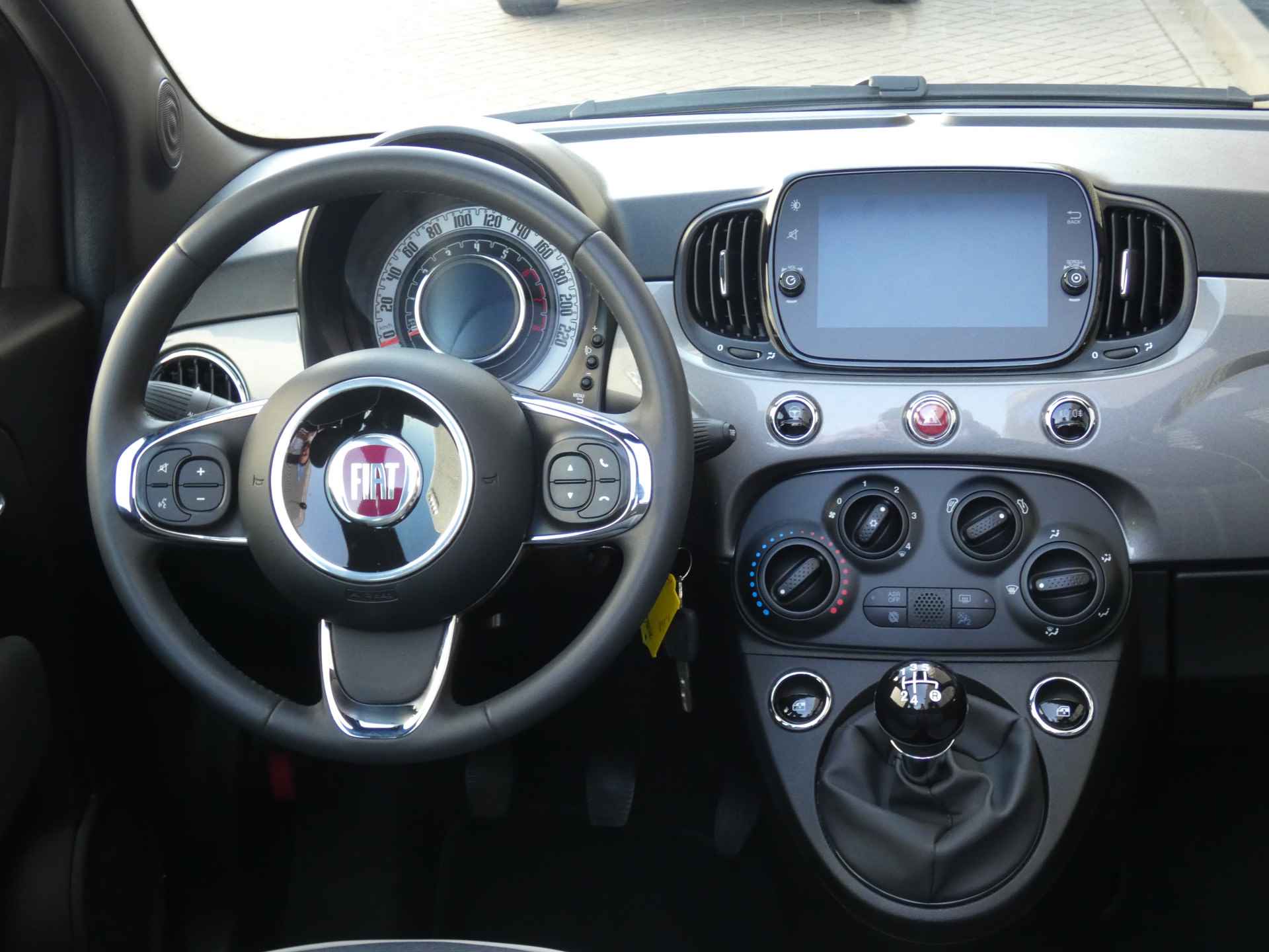 Fiat 500C 1.2 70PK Lounge Cabrio | Parkeerhulp | Cruise Control - 14/32