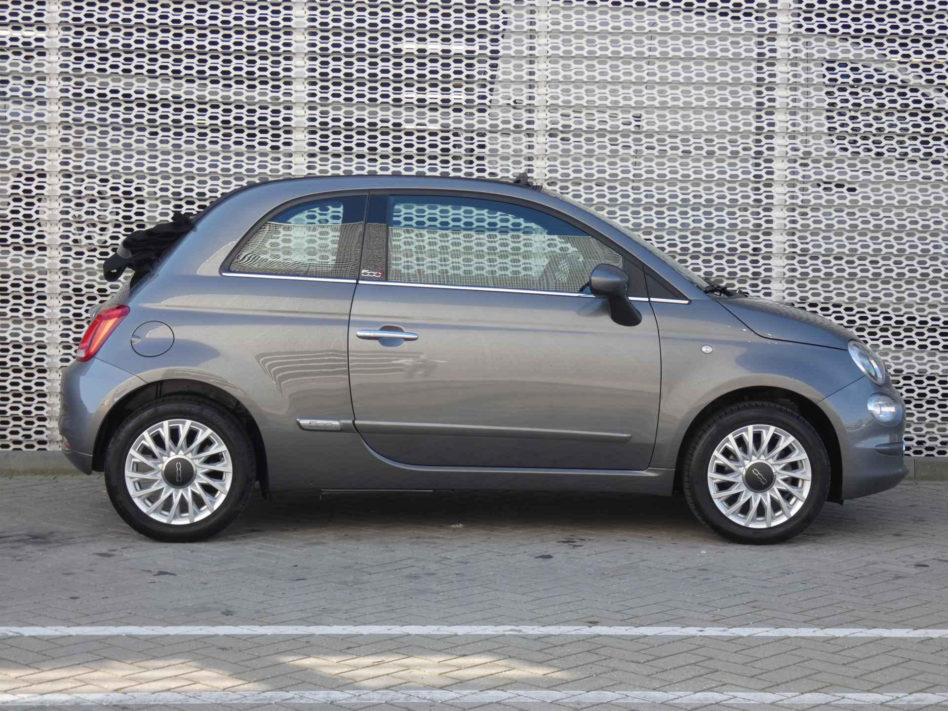 Fiat 500C 1.2 70PK Lounge Cabrio | Parkeerhulp | Cruise Control - 28/32