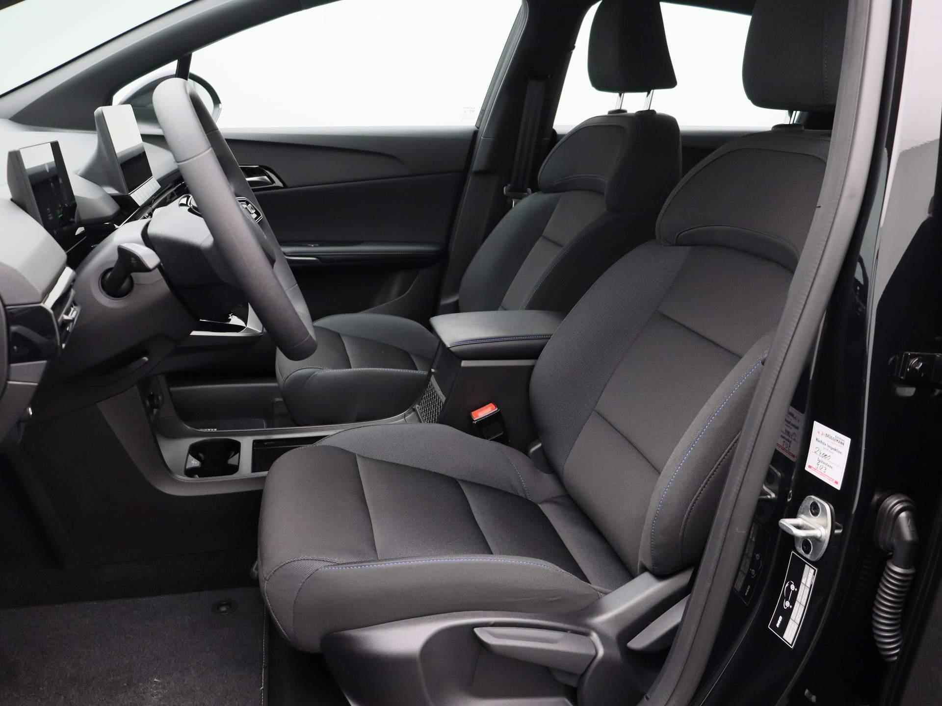 MG 4 Standard Range | Apple CarPlay | Led Koplampen | Adaptive Cruise Control | Keyless Entry | Climate Control | DAB+ | - 15/34