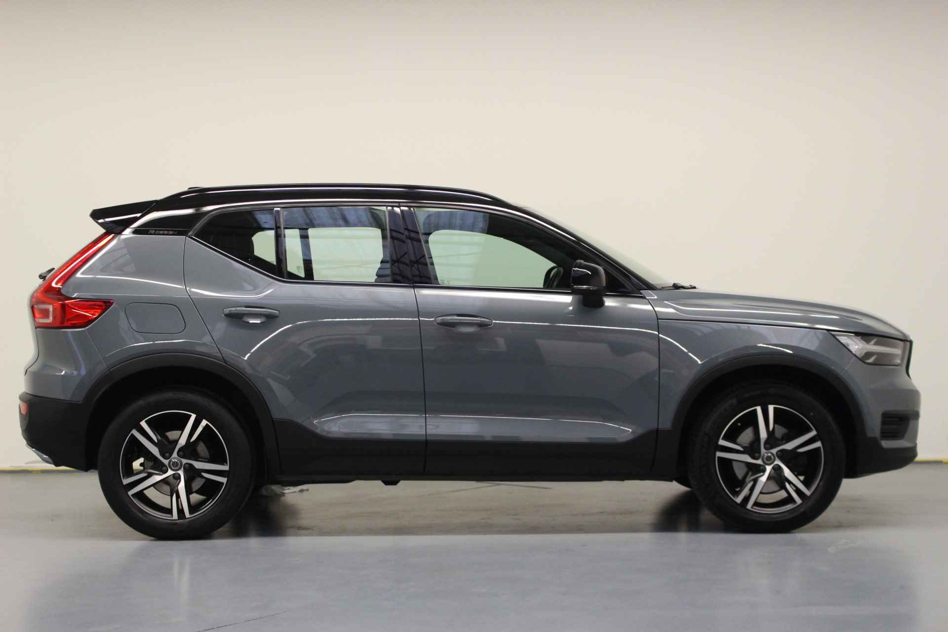 Volvo XC40 2.0 T4 R-Design Automaat | Rijklaarprijs | Harman Kardon | - 3/32