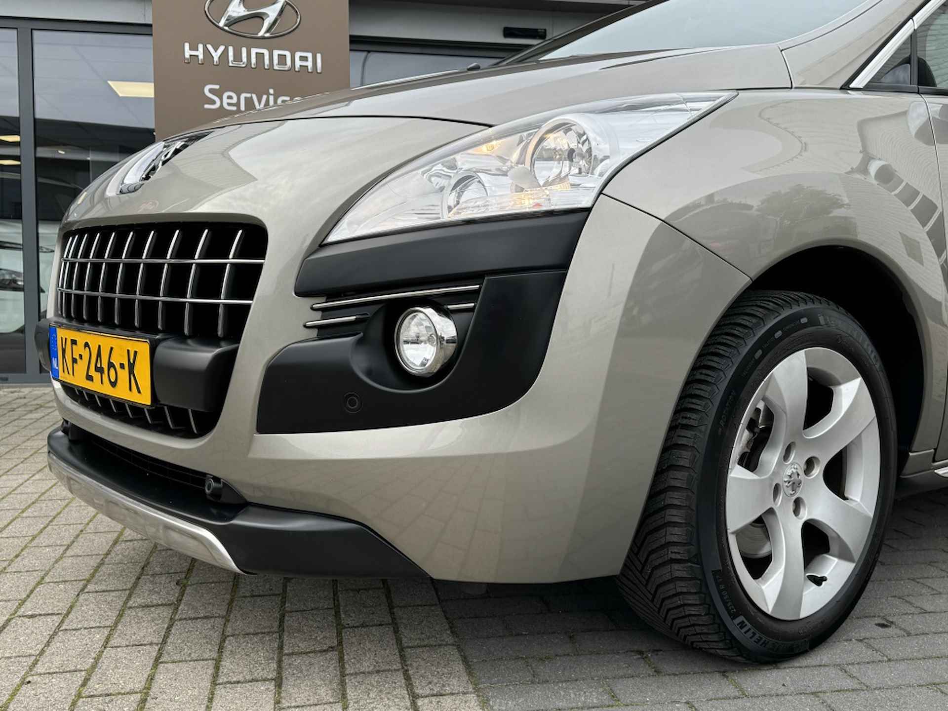 Peugeot 3008 1.6 THP Allure | Automaat | Navigatie | Panorama dak | Rijklaar - 6/28