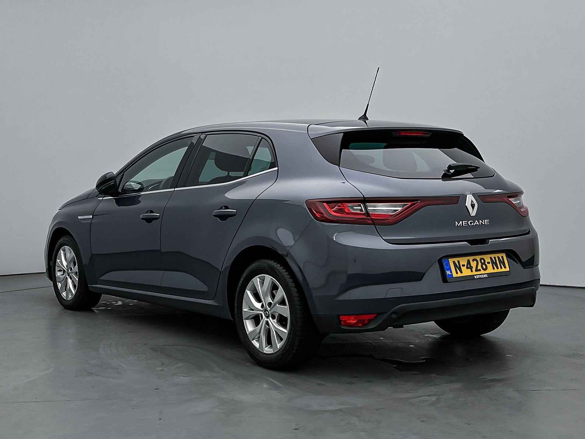 Renault Mégane Limited 140 pk Automaat | Navigatie | Achteruitrijcamera | Parkeersensoren Voor en Achter | Voorstoelen Verwarmd | Keyless Entry/Start | LED Dagrijverlichting | Airco | Cruise Control | 16" Lichtmetalen Velgen | Apple Carplay/Android Auto | - 7/38