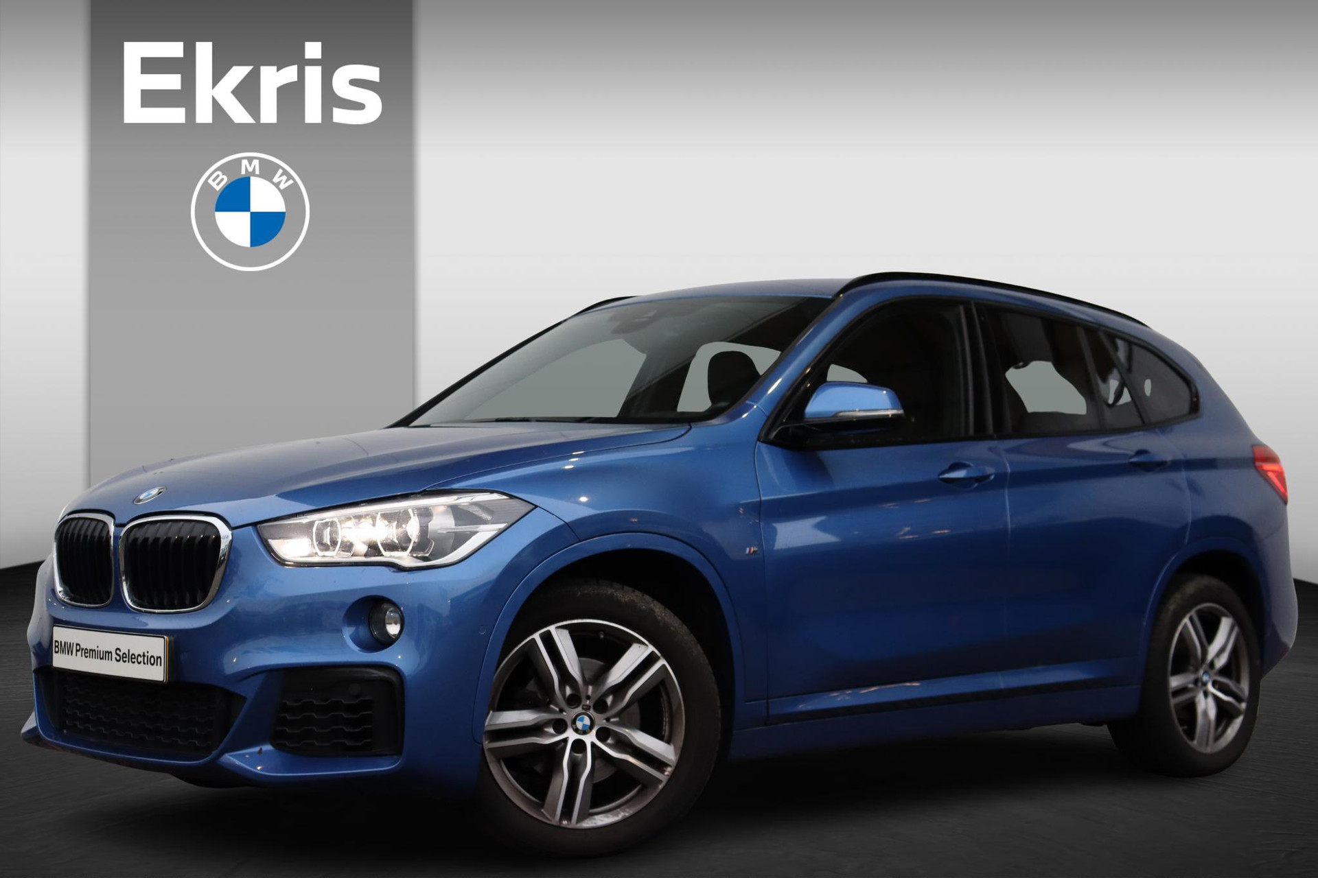 BMW X1 sDrive18i High Executive M-Sportpakket / Stoelverwarming / Achteruitrij camera / Electronic damping control