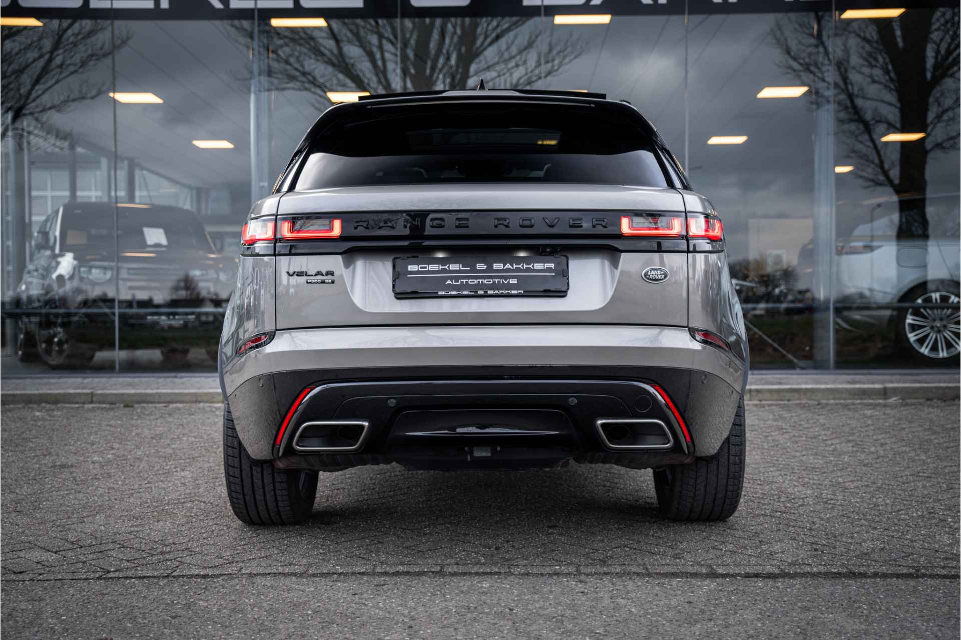 Land Rover Range Rover Velar 2.0 P300 Turbo AWD R-Dynamic SE - Panodak - 21inch - Meridian Trekhaak afn. kogel - 30/77