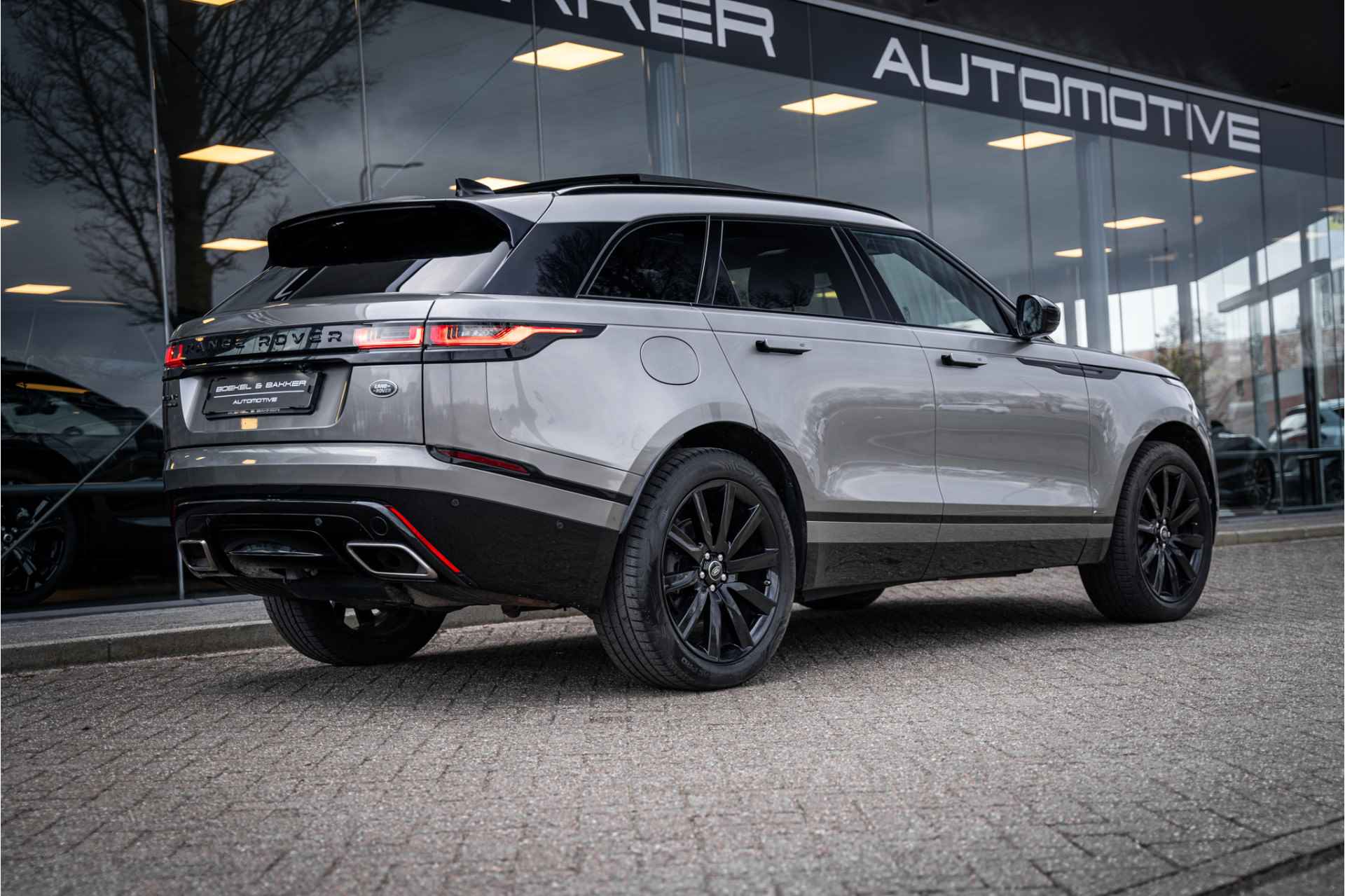 Land Rover Range Rover Velar 2.0 P300 Turbo AWD R-Dynamic SE - Panodak - 21inch - Meridian Trekhaak afn. kogel - 35/77