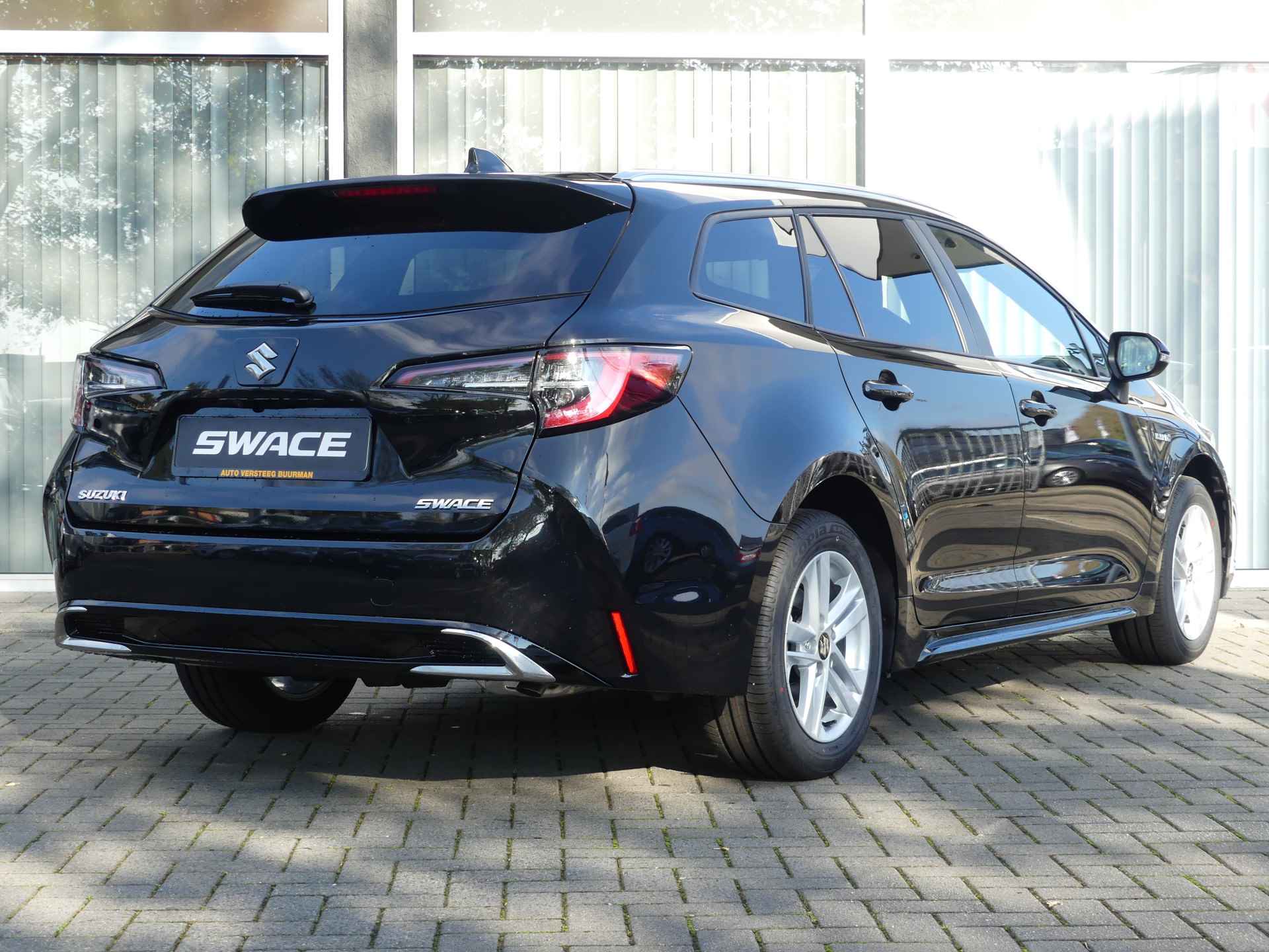 Suzuki Swace 1.8 Hybrid Select ORG. NL met 6 jaar GARANTIE! Camera, Stuurverwarming, Apple Carplay/Android Auto - 4/26