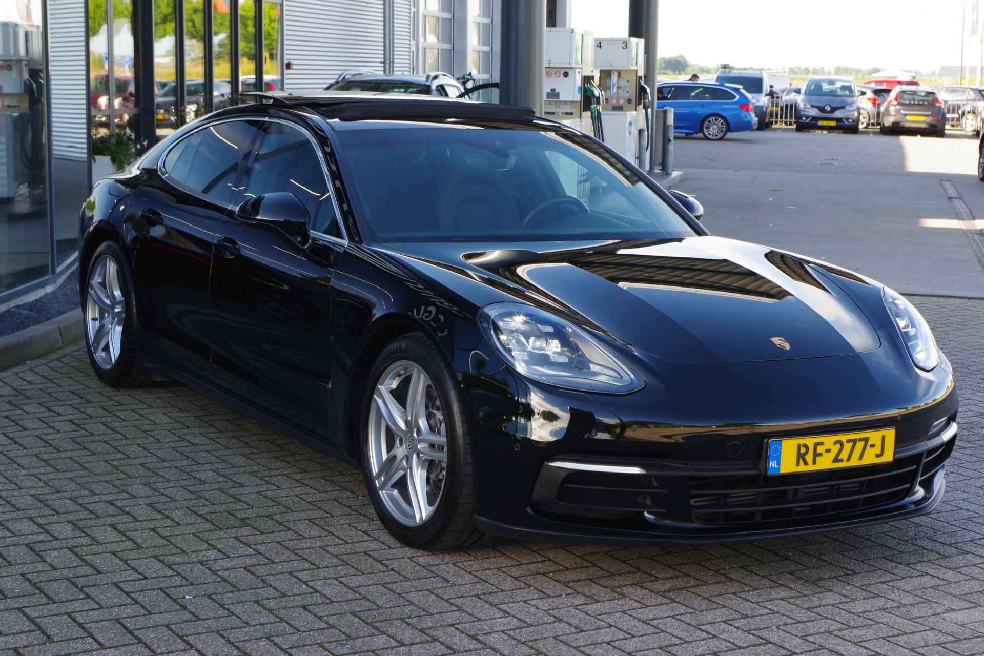 Porsche Panamera 3.0 4 330 PK, Panoramadak, 14-Wegs Comfortstoelen, PDLS LED, Luchtvering - 4/35