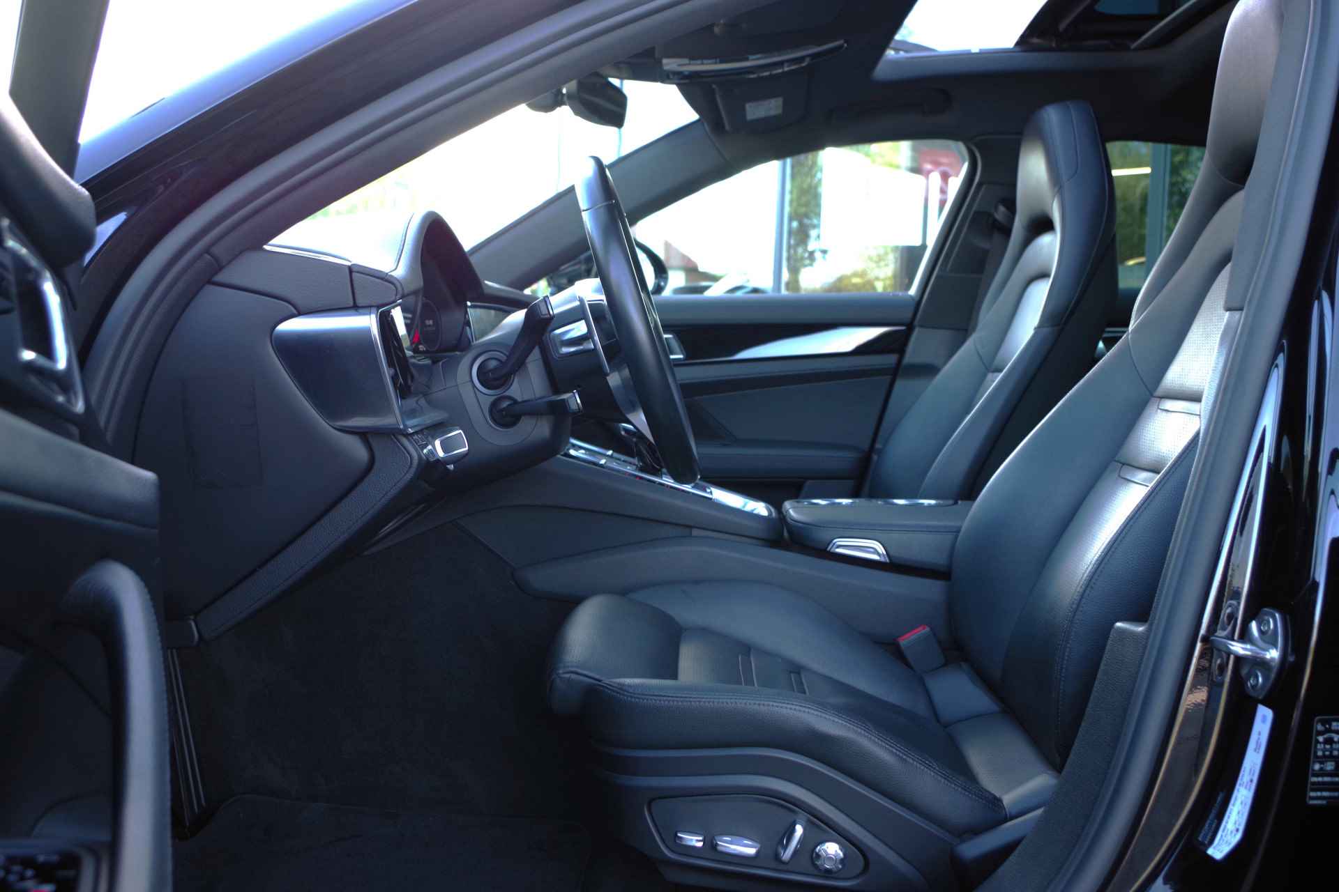 Porsche Panamera 3.0 4 330 PK, Panoramadak, 14-Wegs Comfortstoelen, PDLS LED, Luchtvering - 7/35