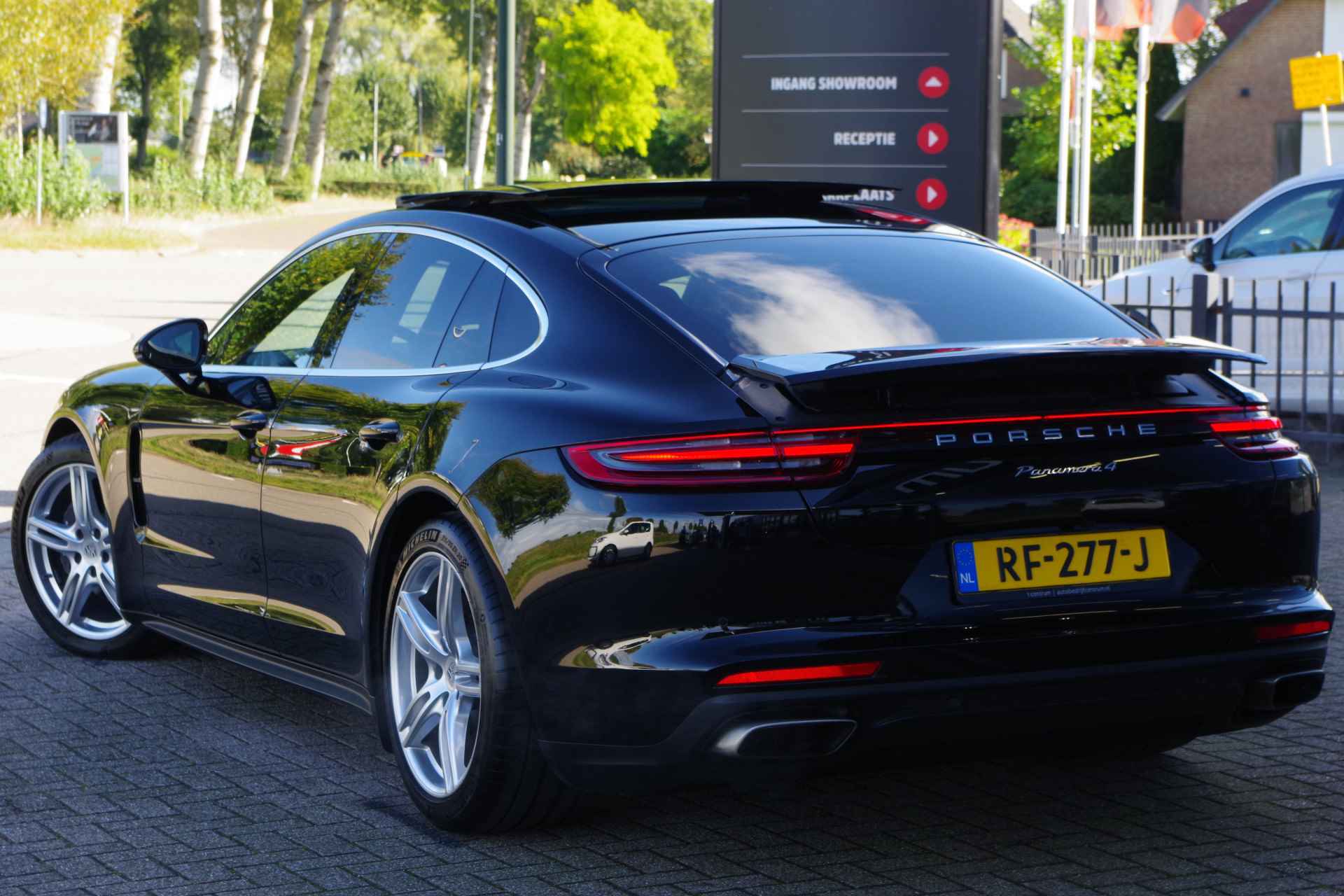 Porsche Panamera 3.0 4 330 PK, Panoramadak, 14-Wegs Comfortstoelen, PDLS LED, Luchtvering - 10/35