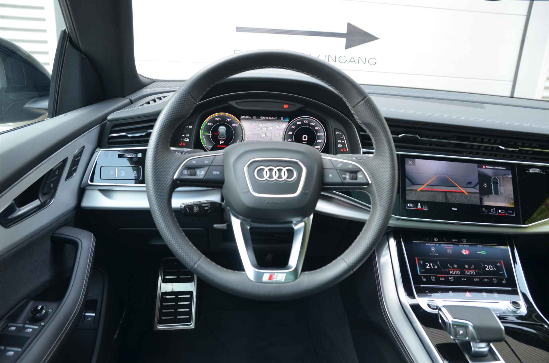 Audi Q8 55 TFSI e quattro Pro Line S Pano, HUD, Winterset, Rijklaar prijs - 17/39