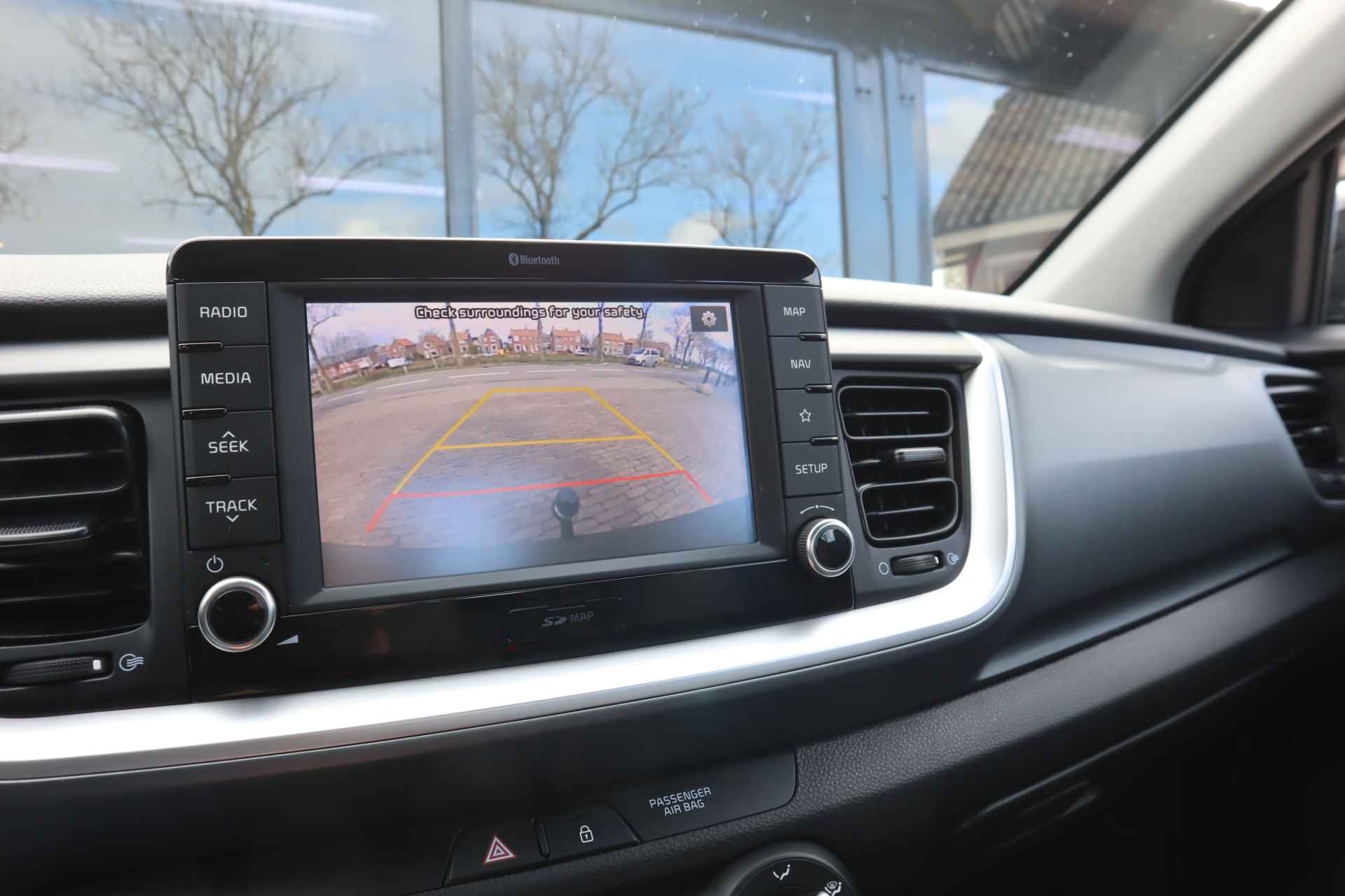 Kia Stonic 1.0 T-GDi DynamicLine | Trekhaak | Camera | Navigatie | Carplay & Android Auto - 15/43
