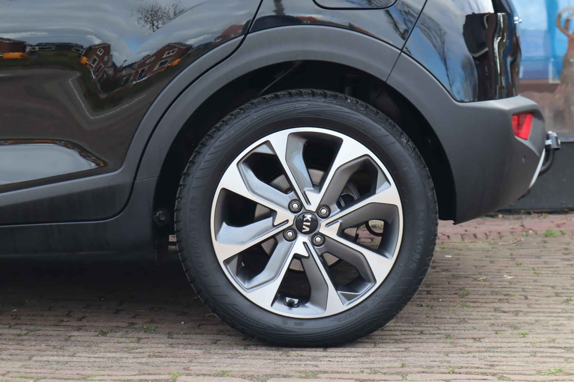 Kia Stonic 1.0 T-GDi DynamicLine | Trekhaak | Camera | Navigatie | Carplay & Android Auto - 26/43