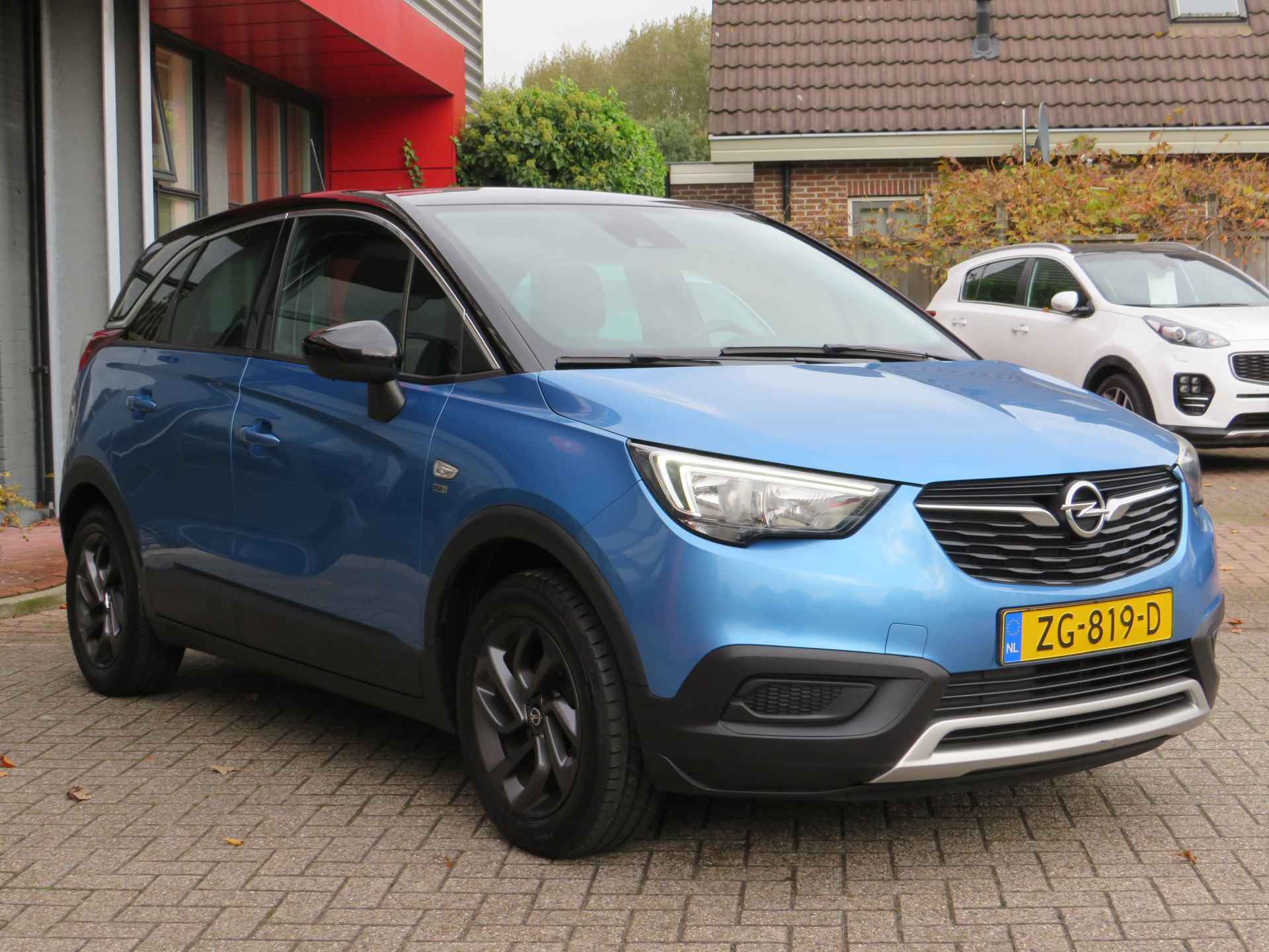 Opel Crossland X 1.2 120 Jaar Edition | Airco | Android Auto | Trekhaak | Incl. BOVAG Garantie | Parkeersensoren | - 4/37