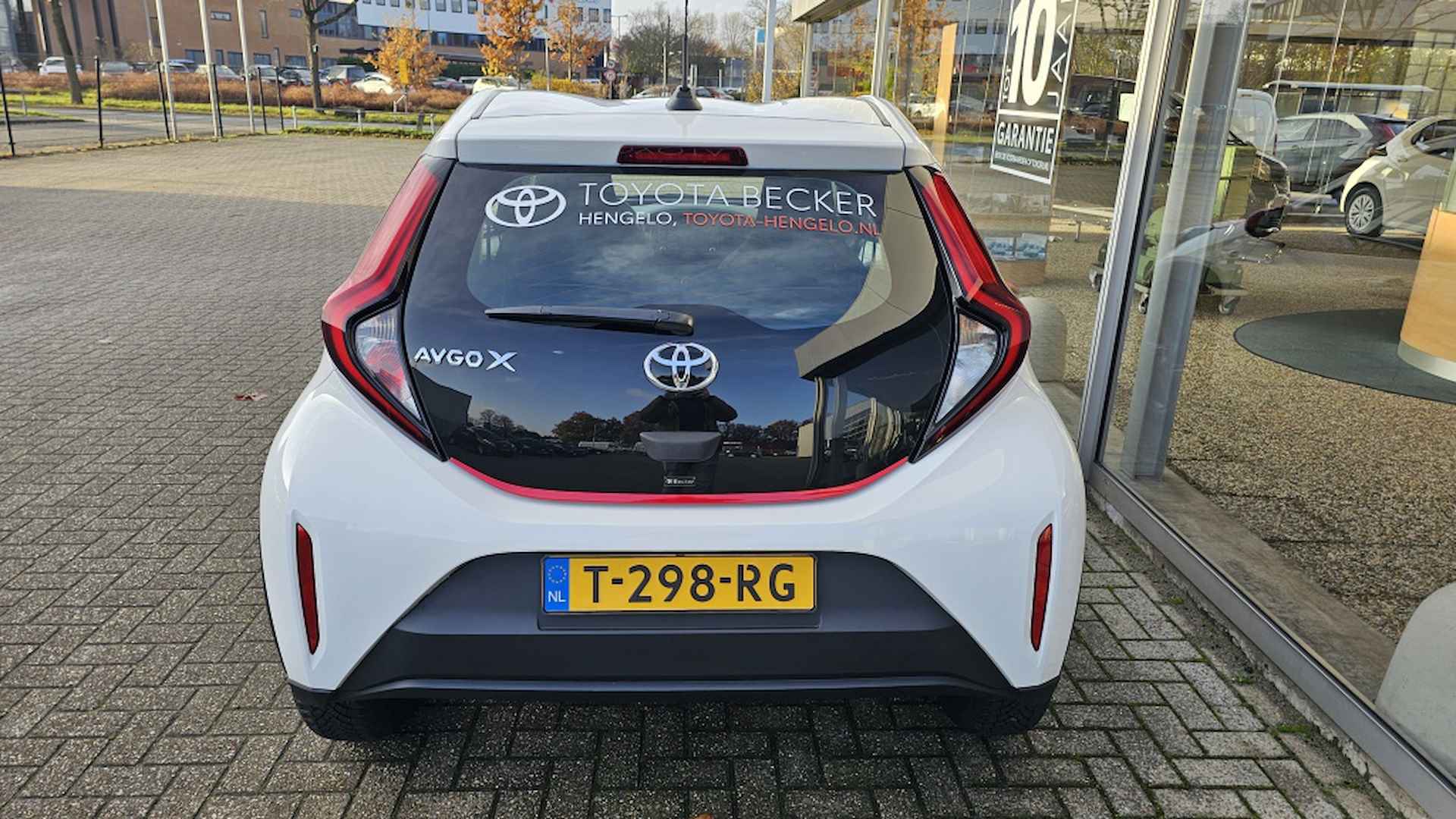 Toyota Aygo X 1.0 Play NLauto | winter / zomerset | dealeronderhouden - 4/20