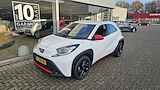 Toyota Aygo X 1.0 Play NLauto | winter / zomerset | dealeronderhouden