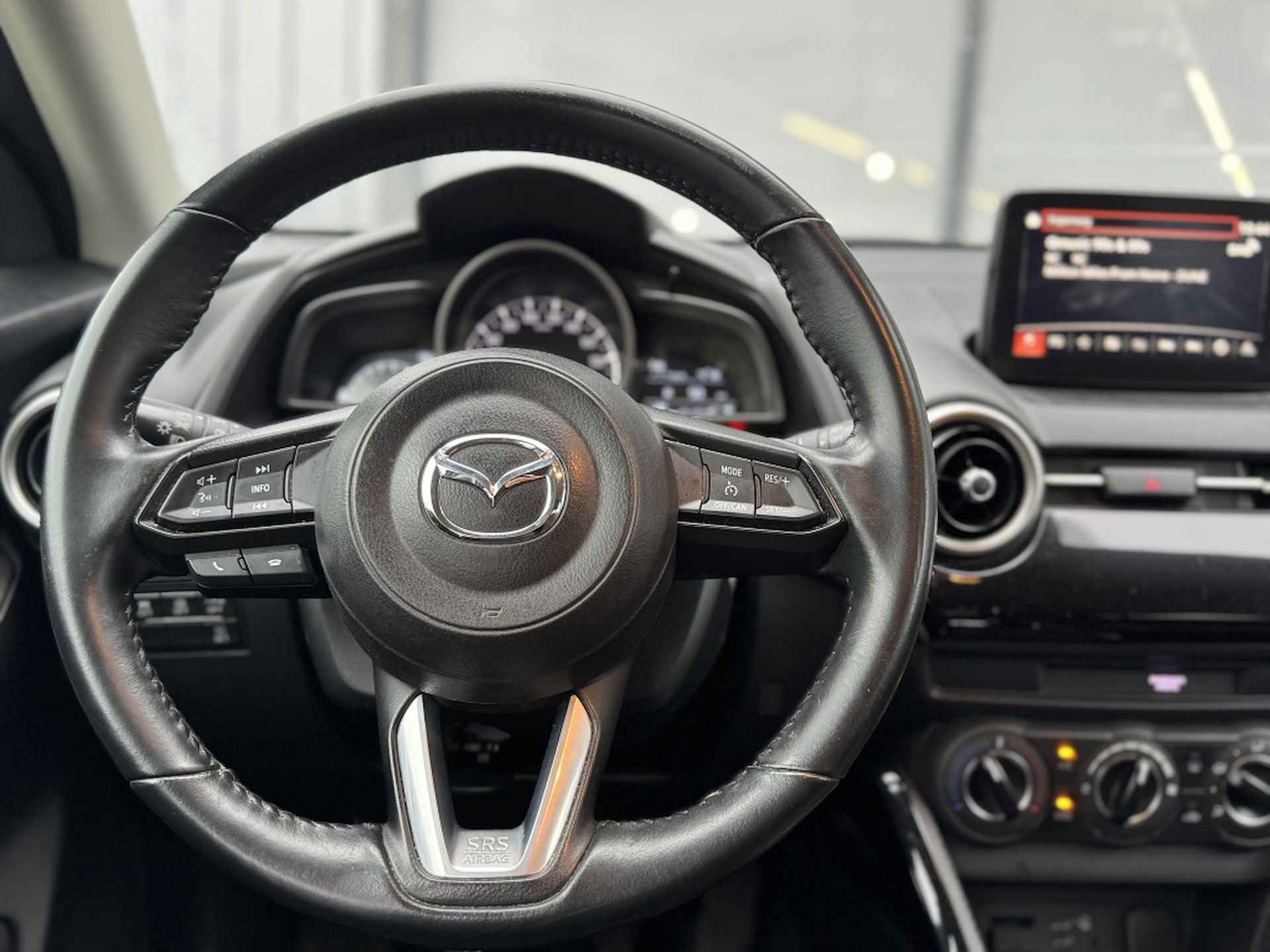 Mazda 2 1.5 Skyact-G Style Selected | Camera | Navi | Airco - 8/14