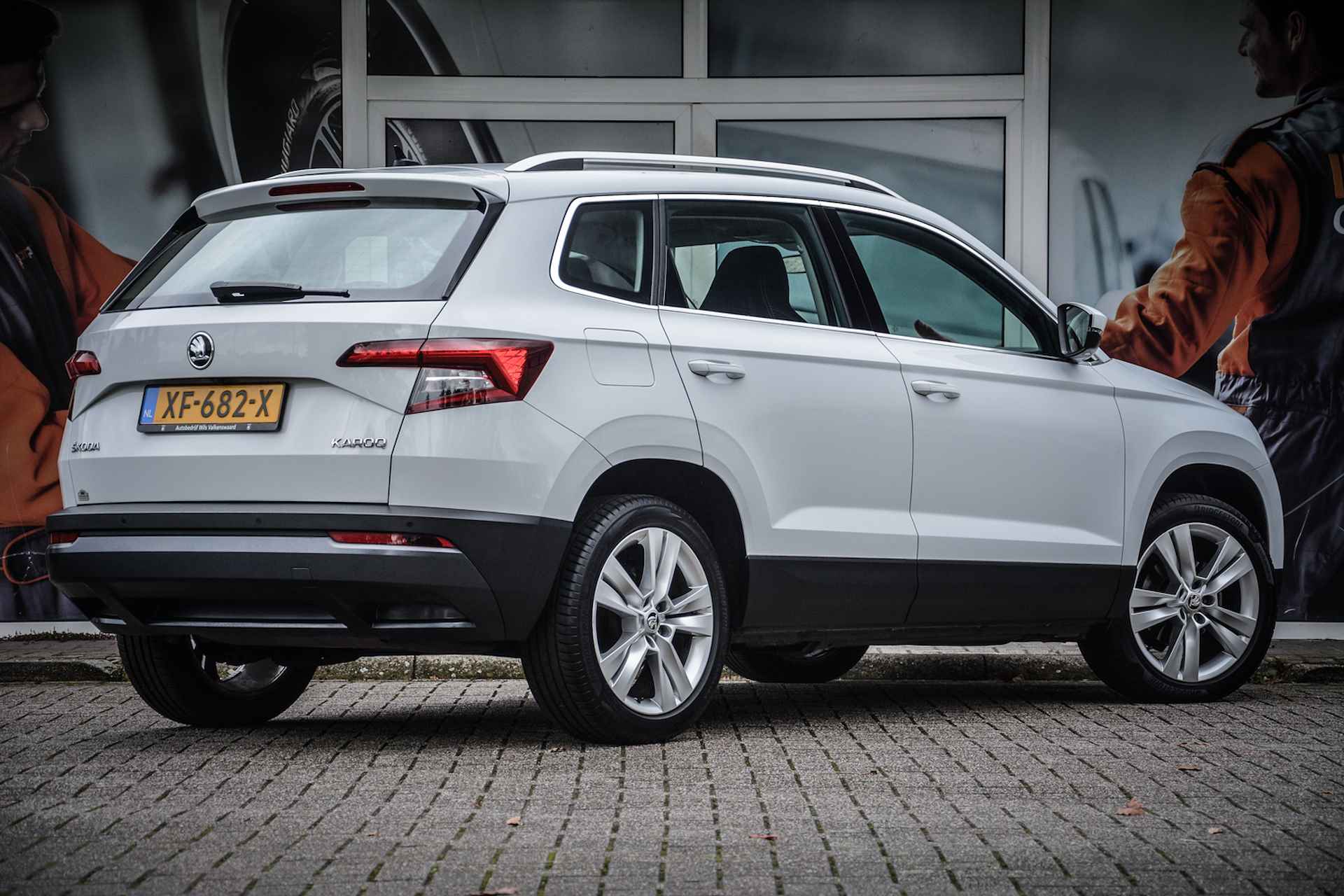 Skoda Karoq 1.5 TSI 110kW/150pk DSG Style Business - 4/17