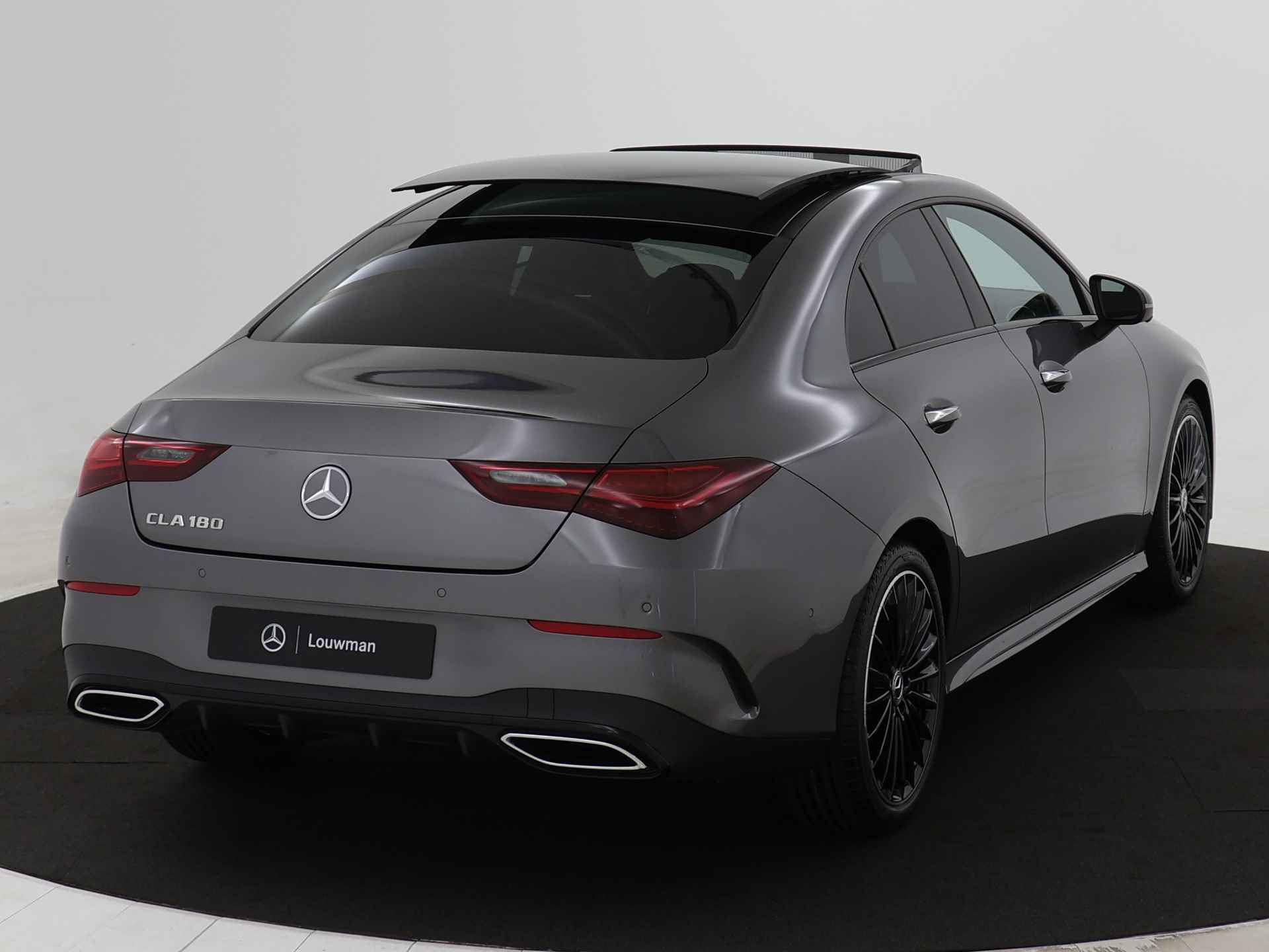 Mercedes-Benz CLA-Klasse 180 Star Edition AMG Line Plus | Nightpakket | Dodehoekassistent | Head-up display | KEYLESS GO-comfortpakket | USB pakket plus | Parkeerpakket met 360°-camera | Sfeerverlichting | Draadloos oplaadsysteem voor Smartphone | - 15/41