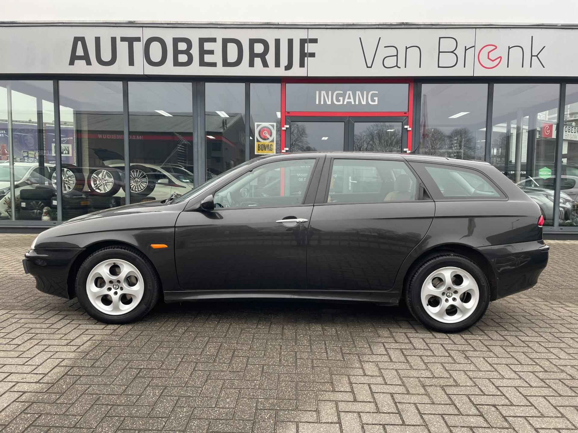 Alfa Romeo 156 Sportwagon 2.0 JTS Distinctive | Elek. ramen | Leder | BOSE - 2/29