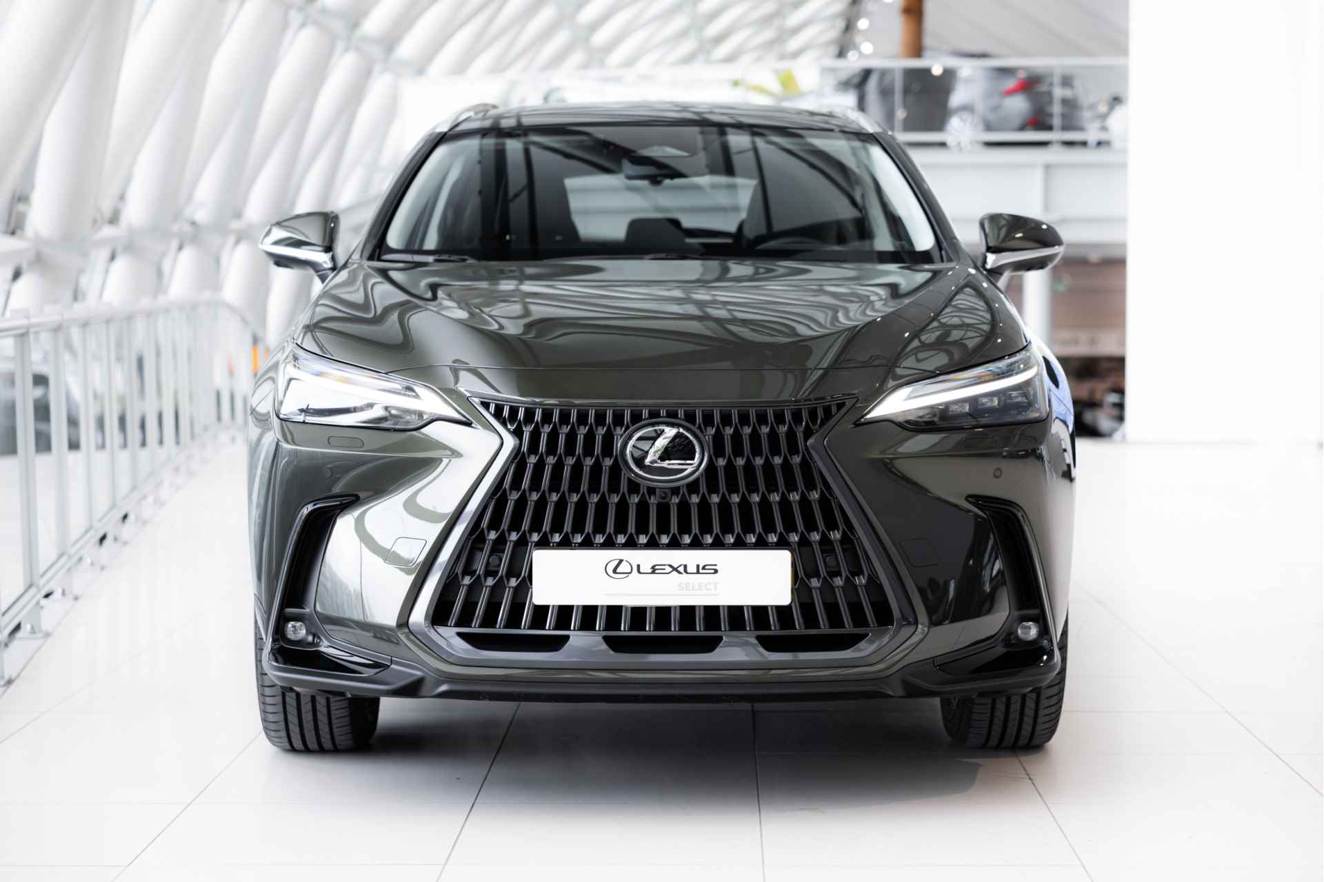 Lexus NX 350h AWD Executive Line | 4x4 | Achteruitrijcamera | Climate Control | Parkeersensoren | - 32/56